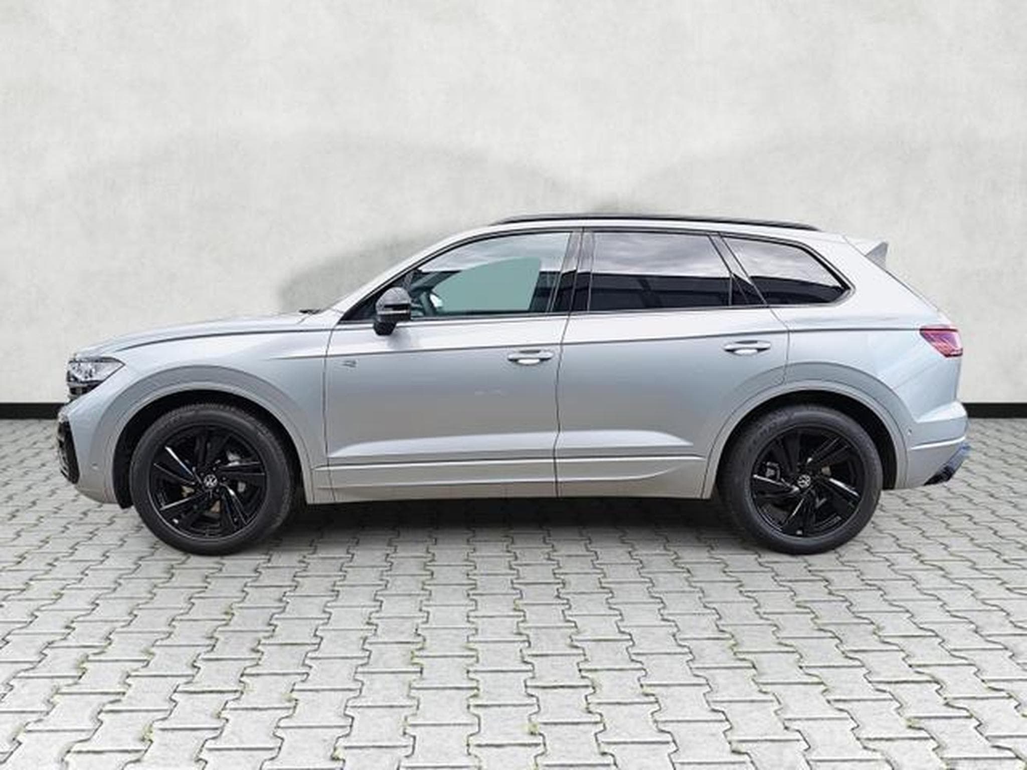 VW Touareg 3.0 TDI 210 kW 4Motion R-Line (2026) - Photo 4