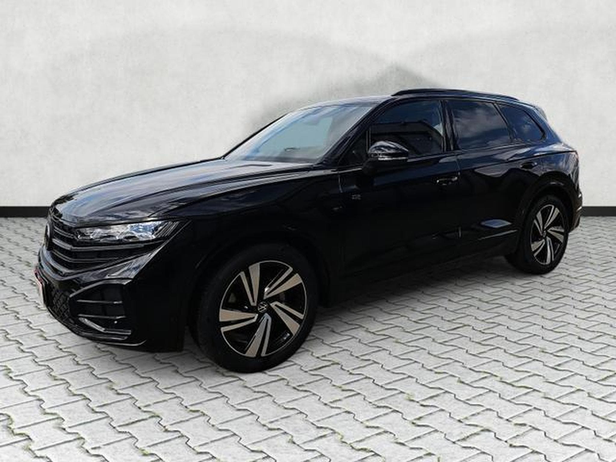VW Touareg 3.0 TDI 210 kW 4Motion R-Line (2026) - Photo 3
