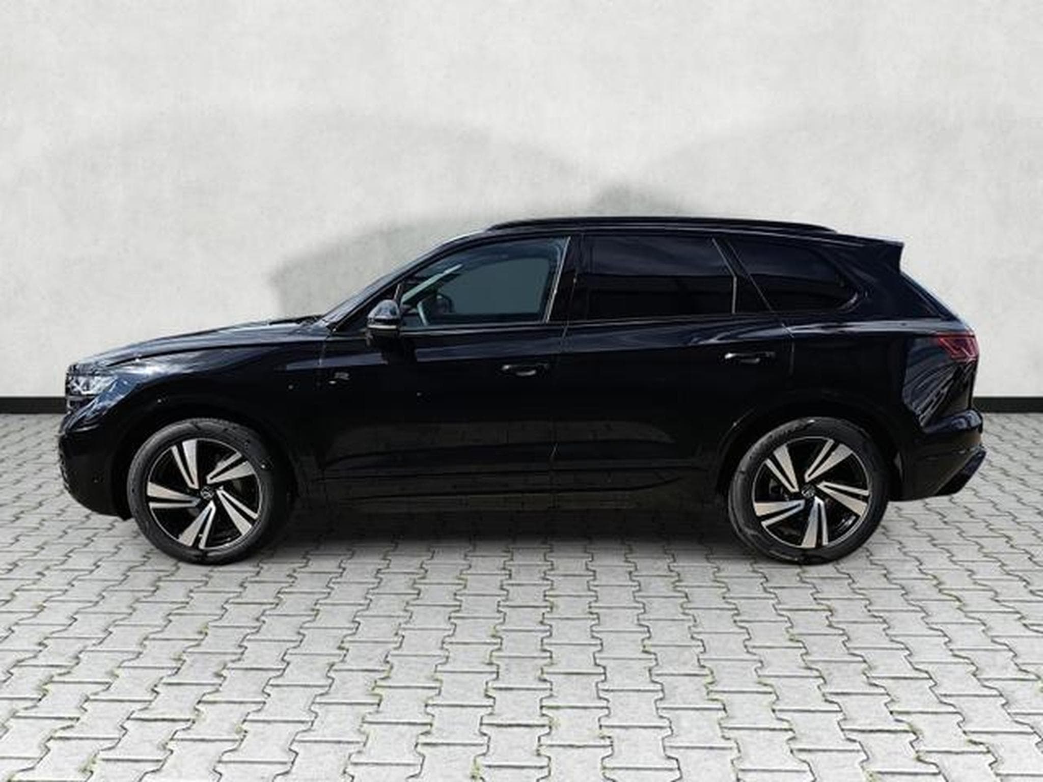 VW Touareg 3.0 TDI 210 kW 4Motion R-Line (2026) - Photo 4