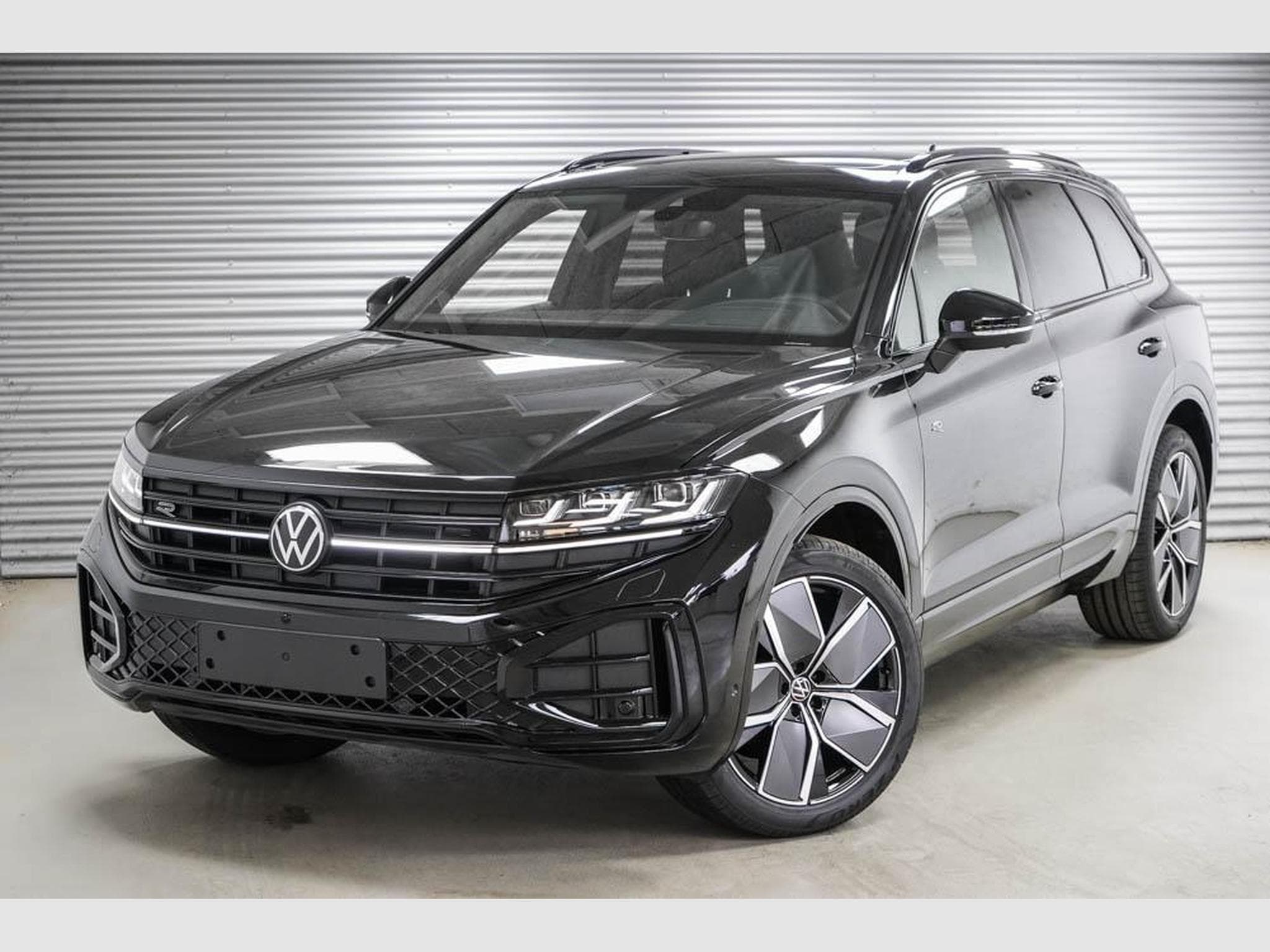 VW Touareg 3,0 V6 TDI (2026) - Photo 1