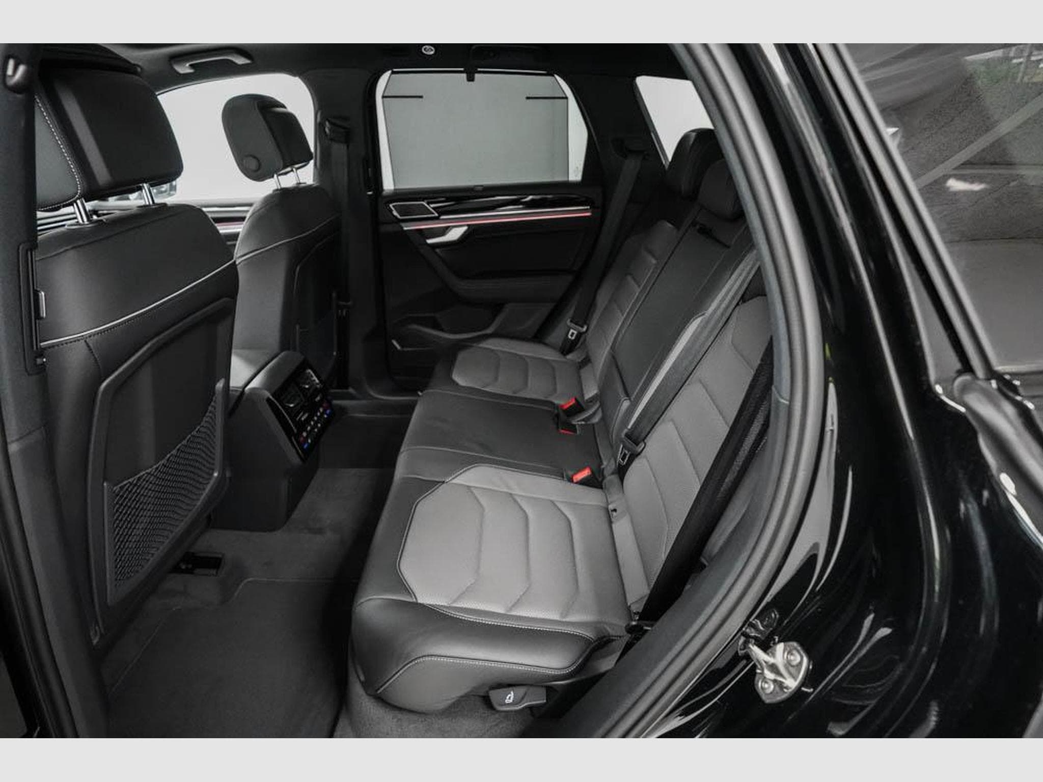 VW Touareg 3,0 V6 TDI (2026) - Photo 17