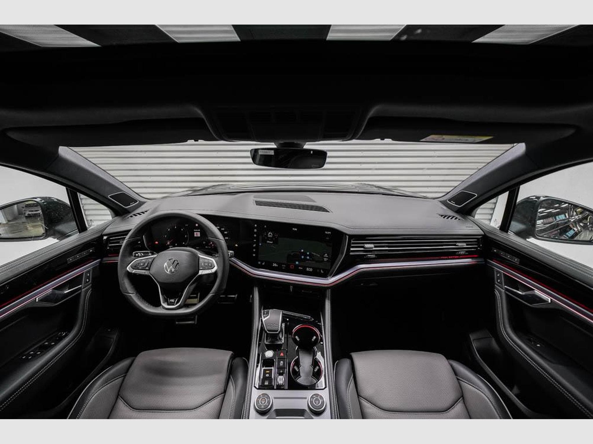 VW Touareg 3,0 V6 TDI (2026) - Photo 6