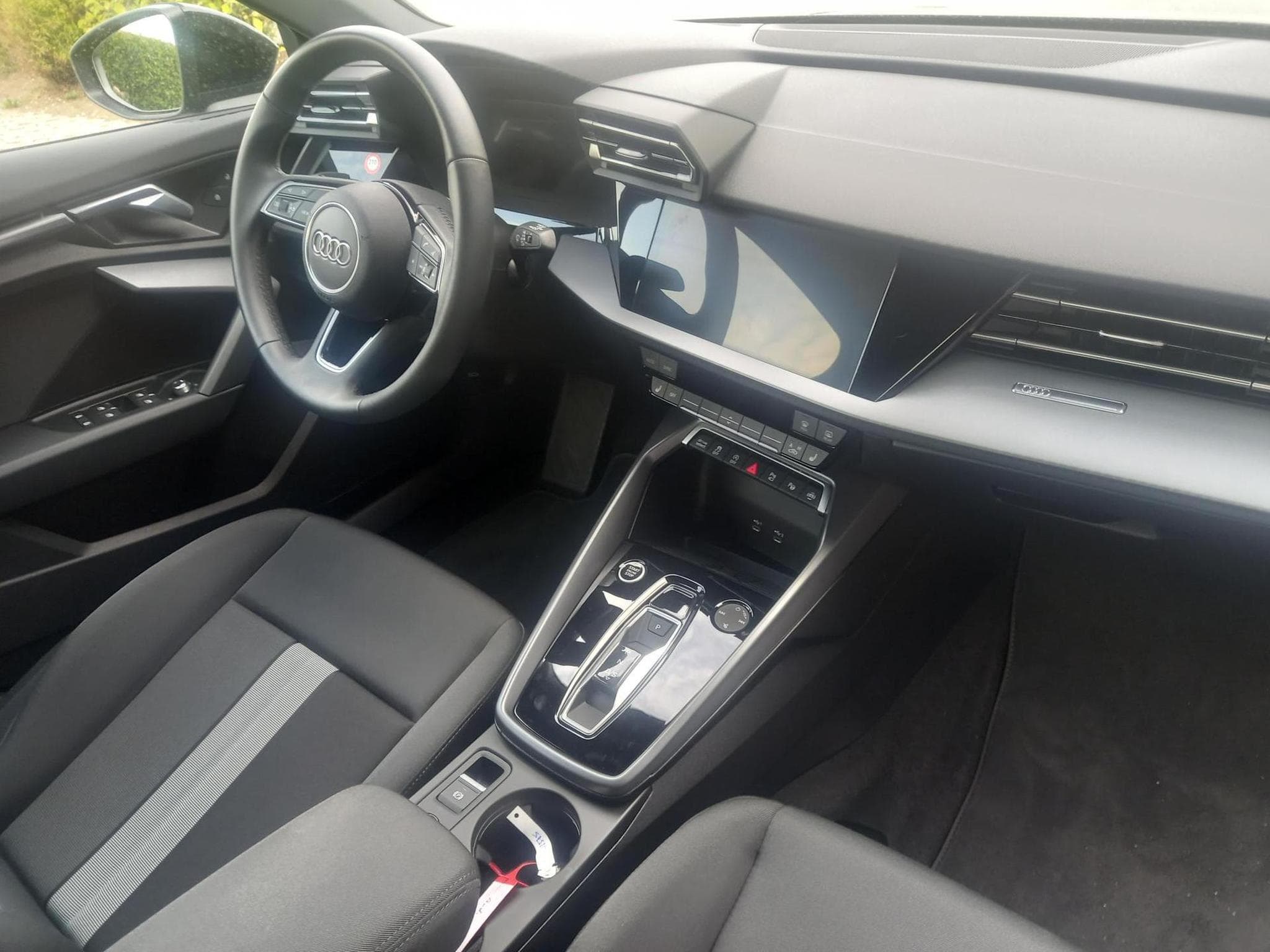 Audi A3 Sportback advanced 35 (2025) - Photo 10