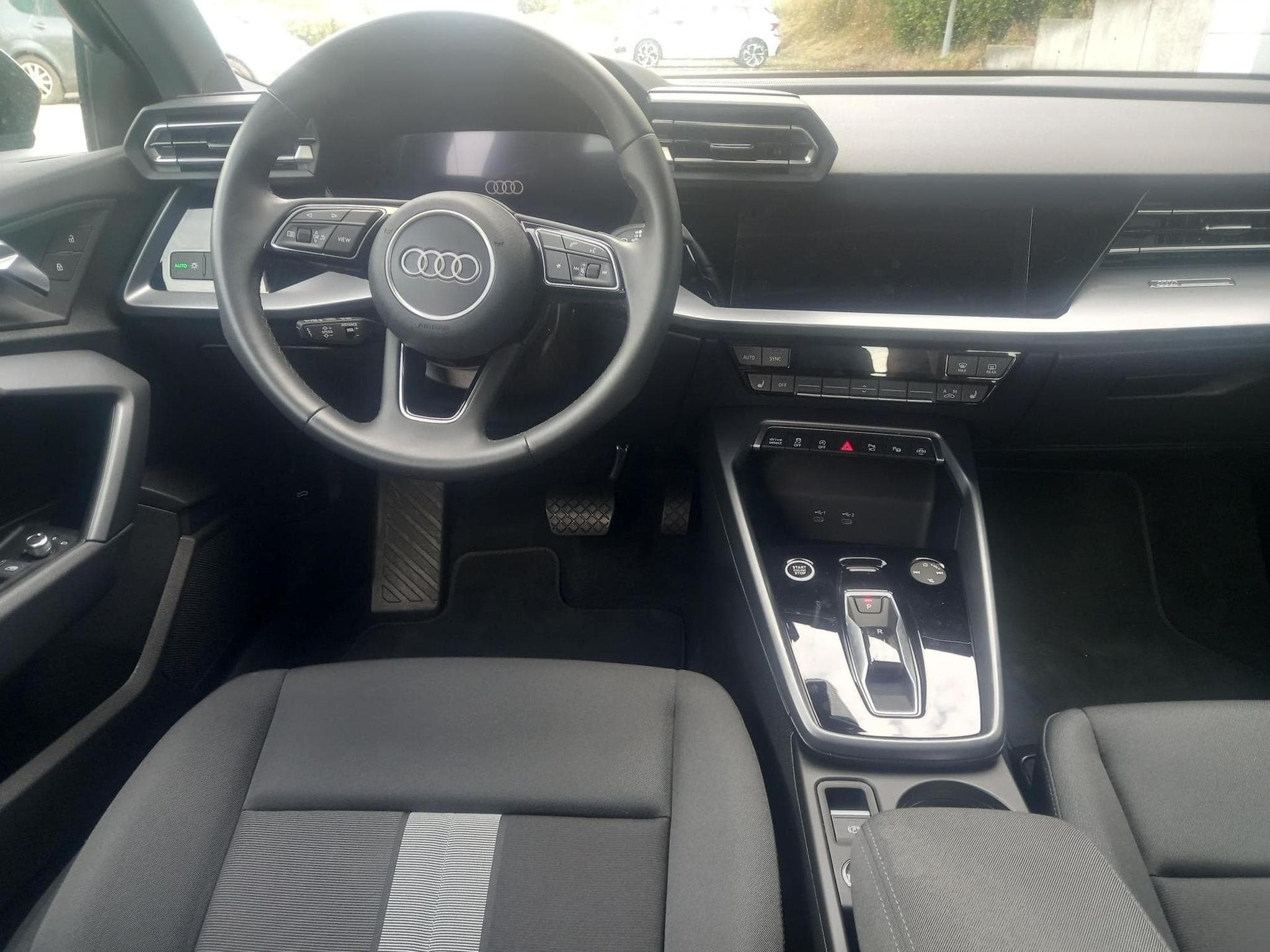 Audi A3 Sportback advanced 35 (2025) - Photo 5