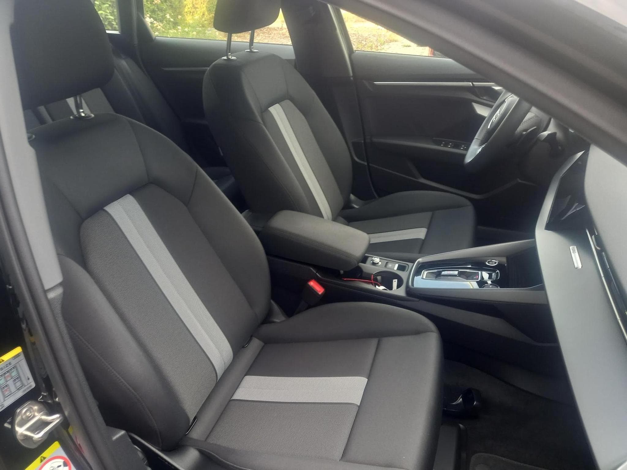 Audi A3 Sportback advanced 35 (2025) - Photo 9