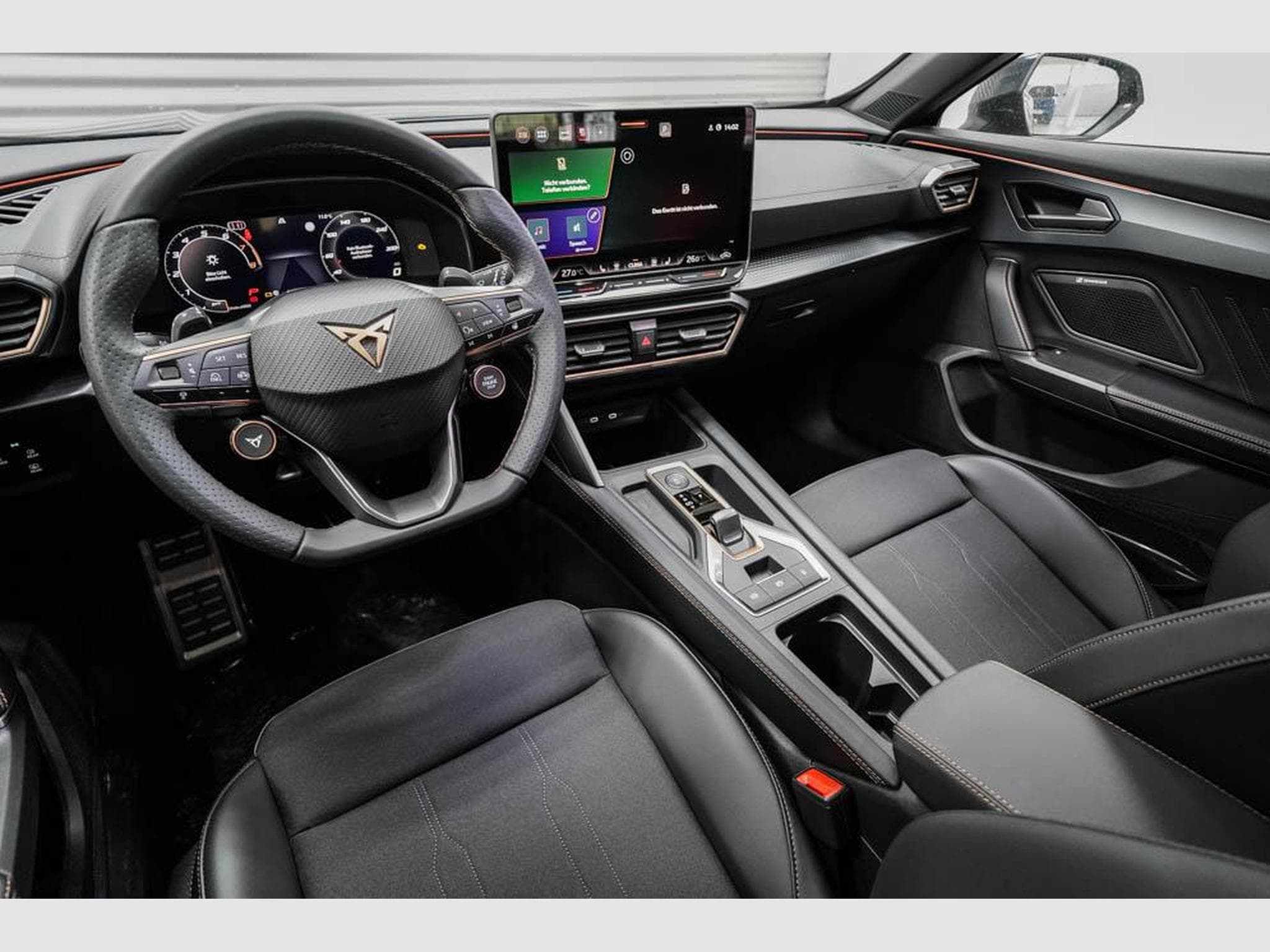 Cupra Formentor 1,5 eTSI DSG (2026) - Photo 7