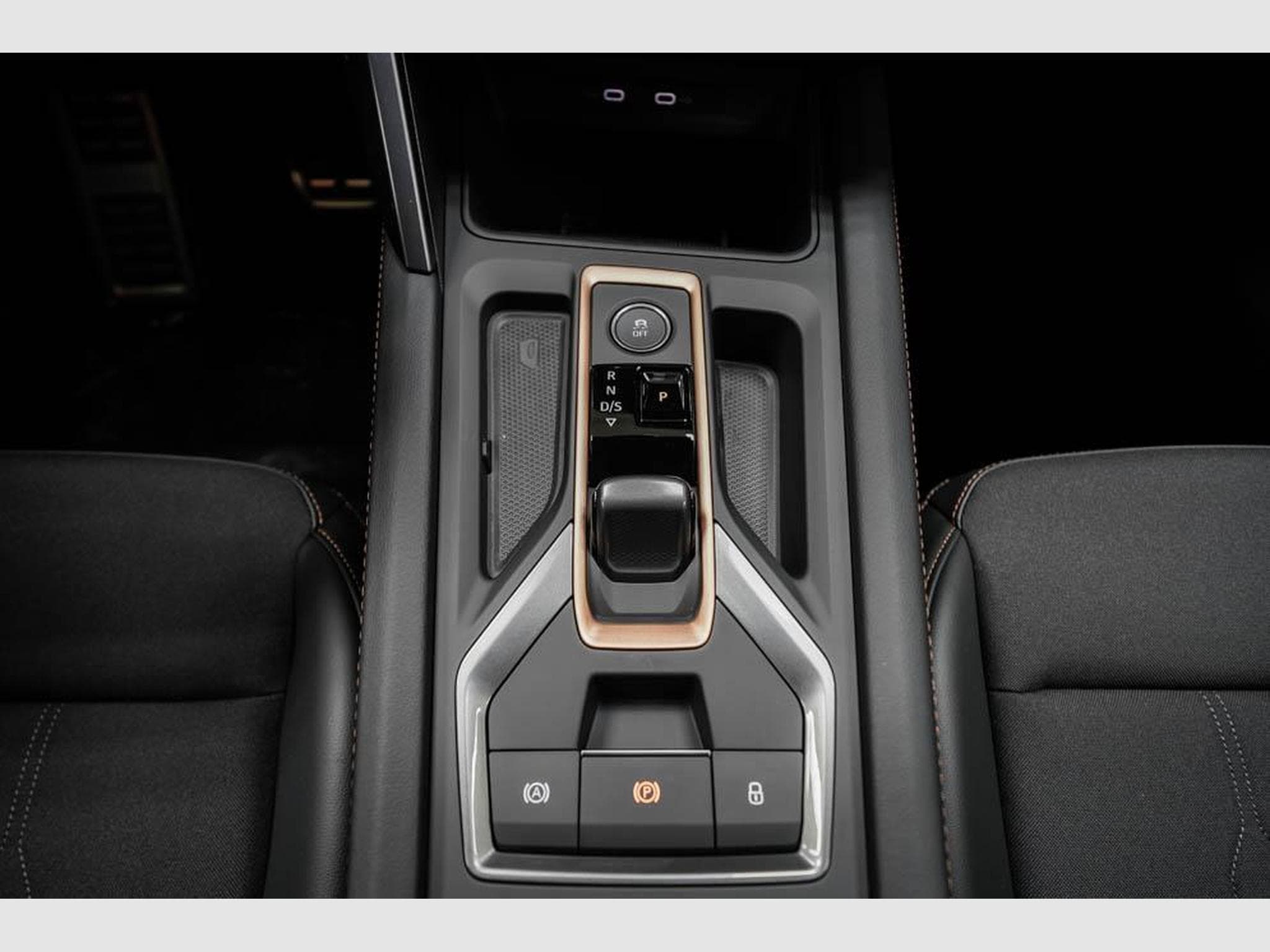Cupra Formentor 1,5 eTSI DSG (2026) - Foto 12