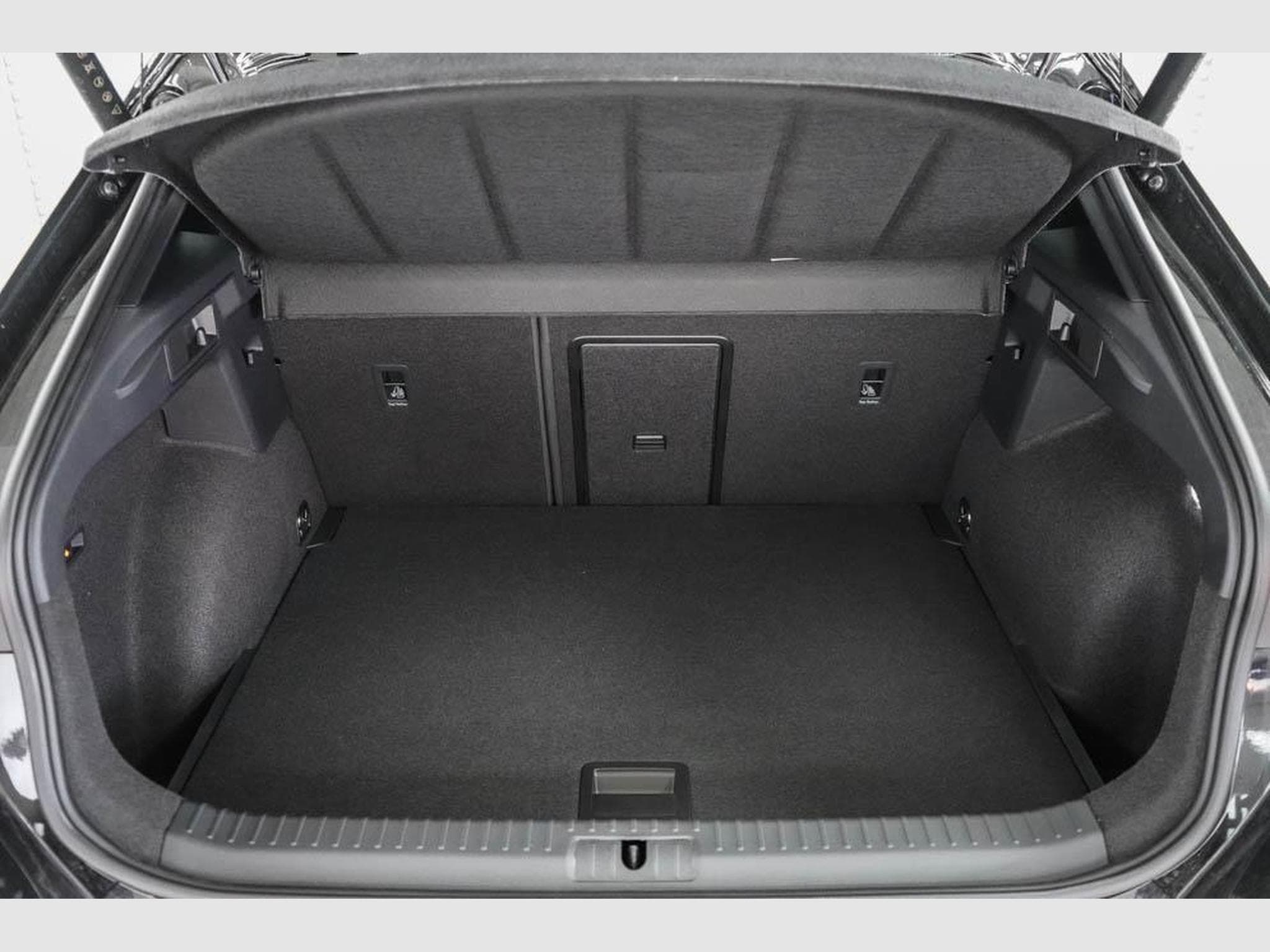 Cupra Formentor 1,5 eTSI DSG (2026) - Foto 18