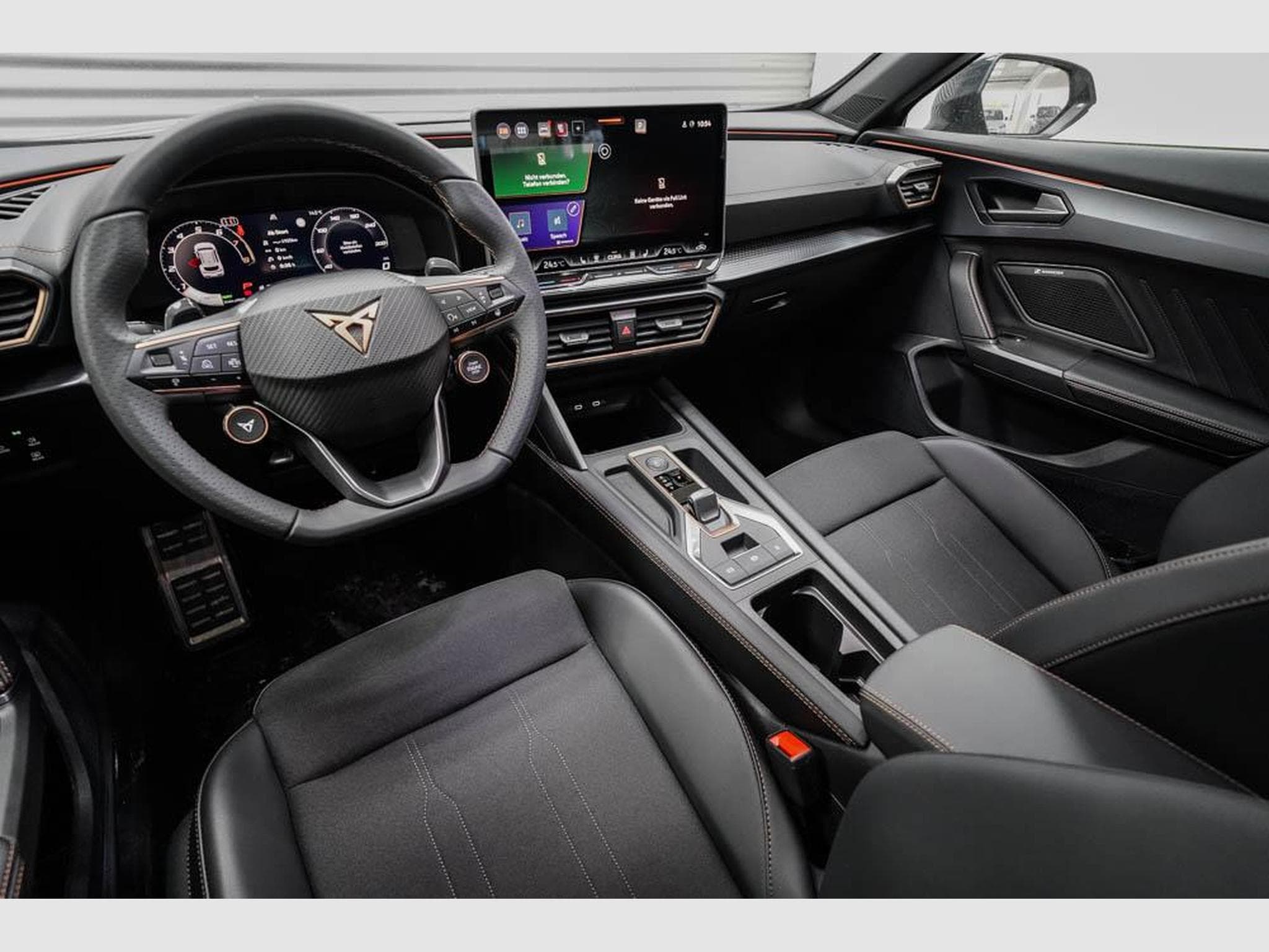 Cupra Formentor 1,5 eTSI DSG (2026) - Photo 7