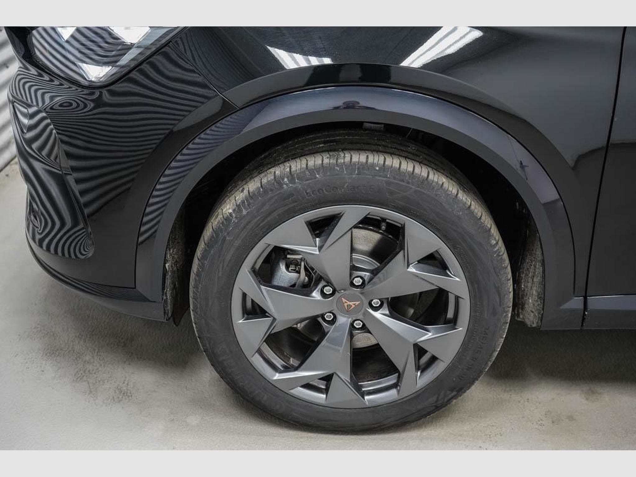 Cupra Formentor 1,5 eTSI DSG (2026) - Photo 5