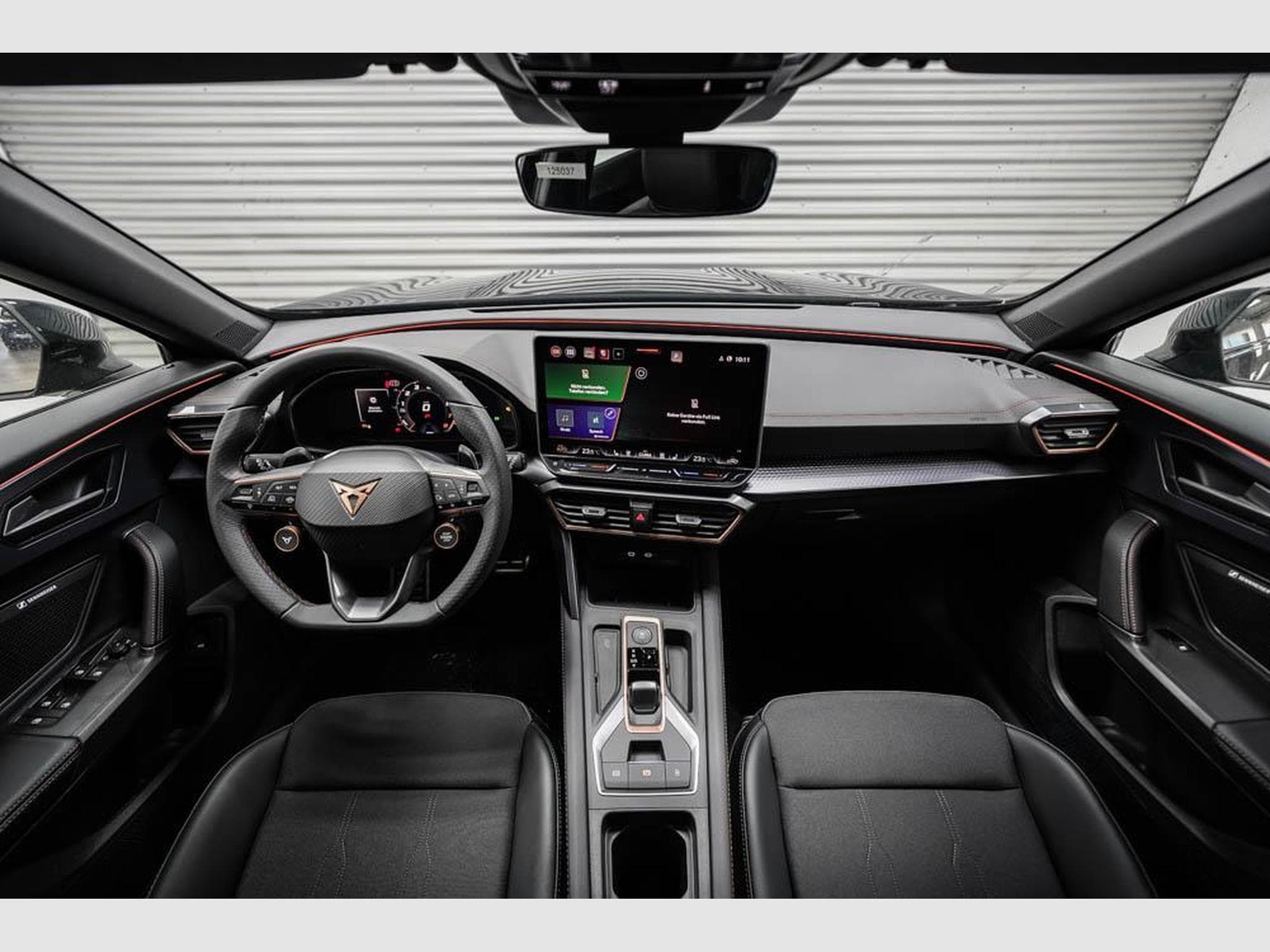 Cupra Formentor 1,5 eTSI DSG (2026) - Photo 6