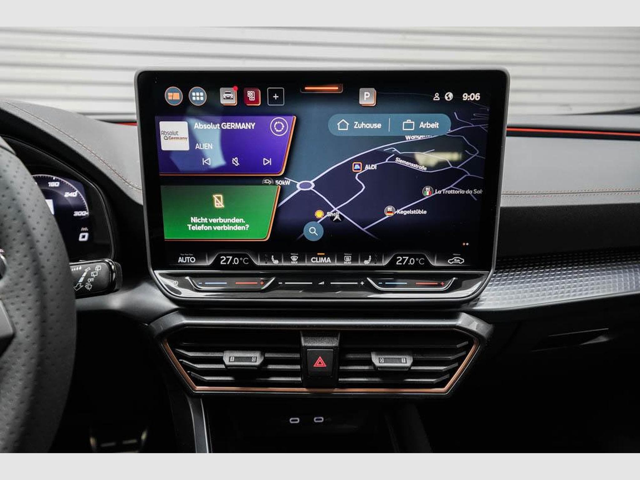 Cupra Formentor 1,5 eTSI DSG (2026) - Photo 13