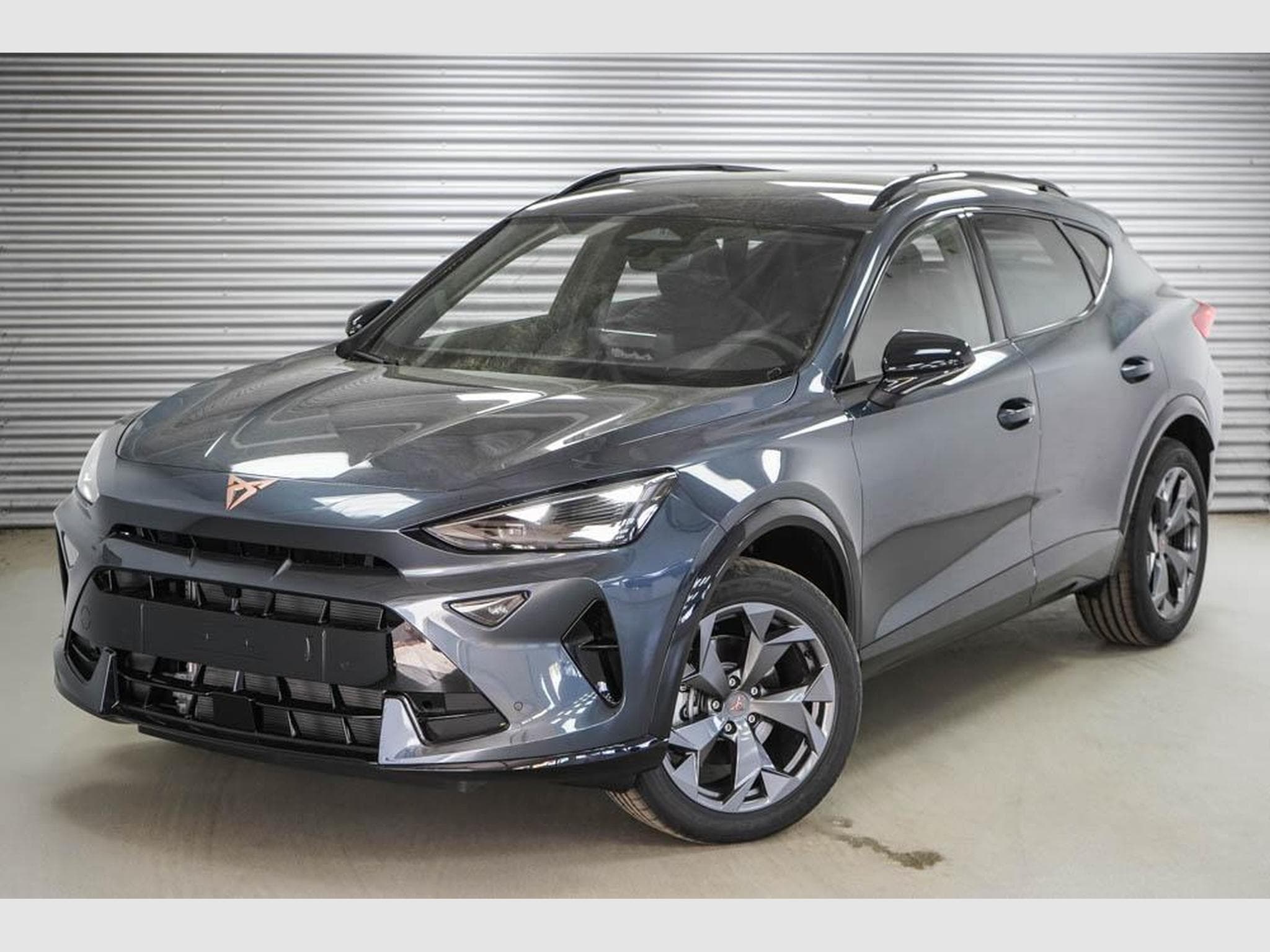 Cupra Formentor 1,5 eTSI DSG (2026) - Photo 1