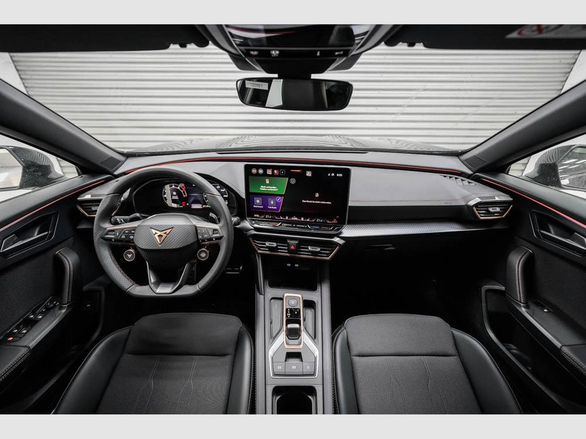 Cupra Formentor 1,5 eTSI DSG (2026) - Photo 6
