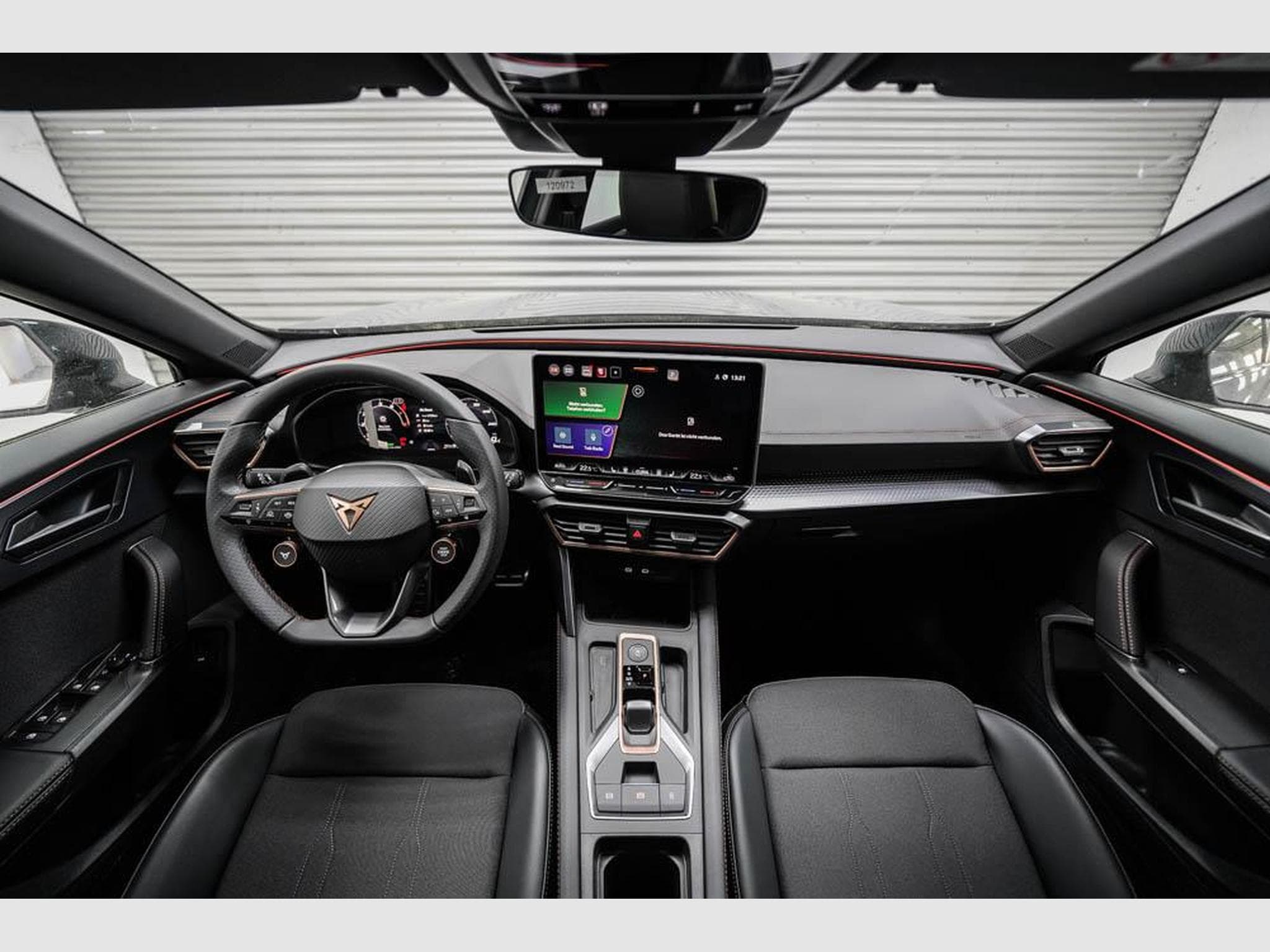Cupra Formentor 1,5 eTSI DSG (2026) - Photo 6