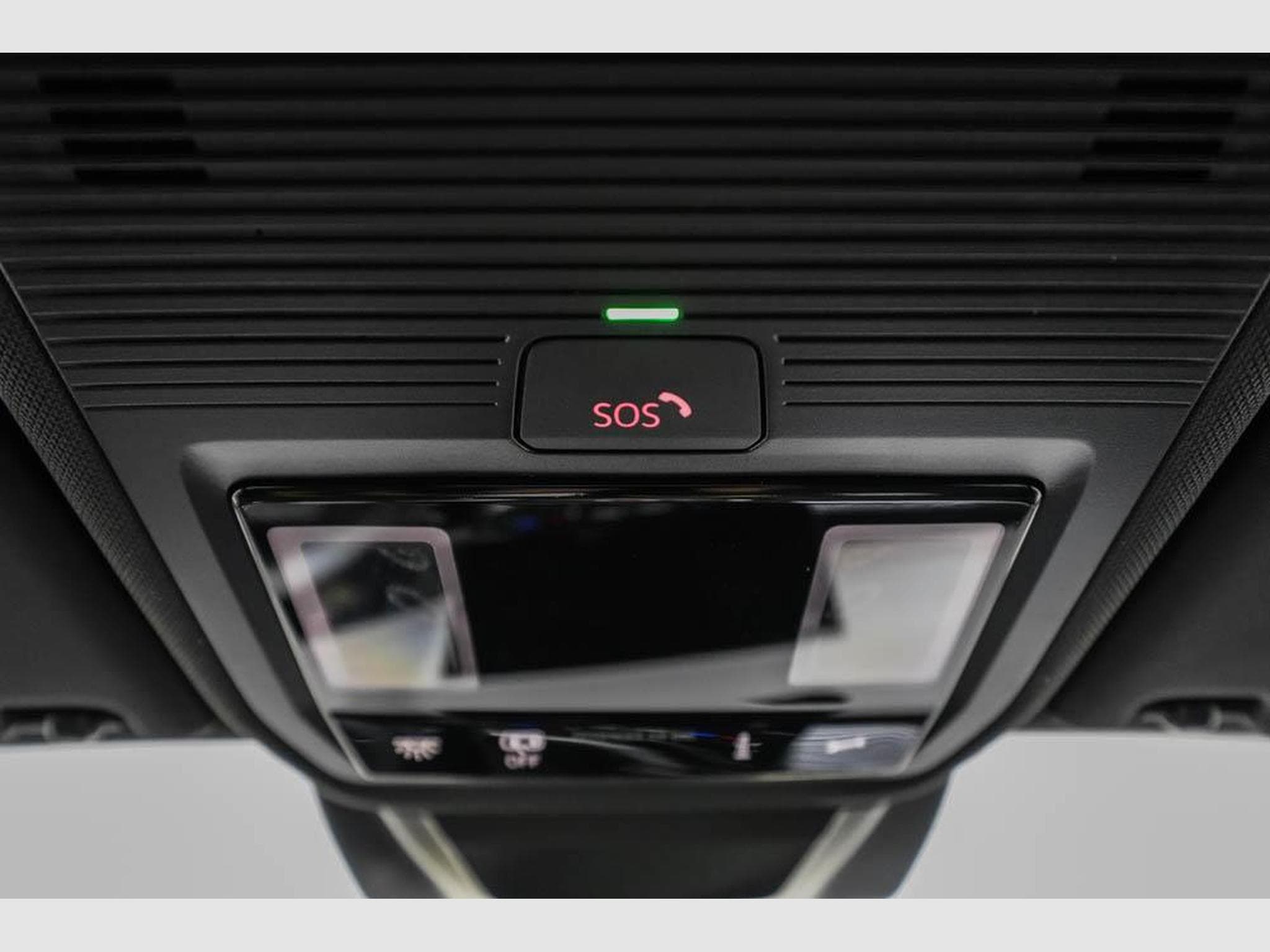 Cupra Formentor 1,5 eTSI DSG (2026) - Photo 15