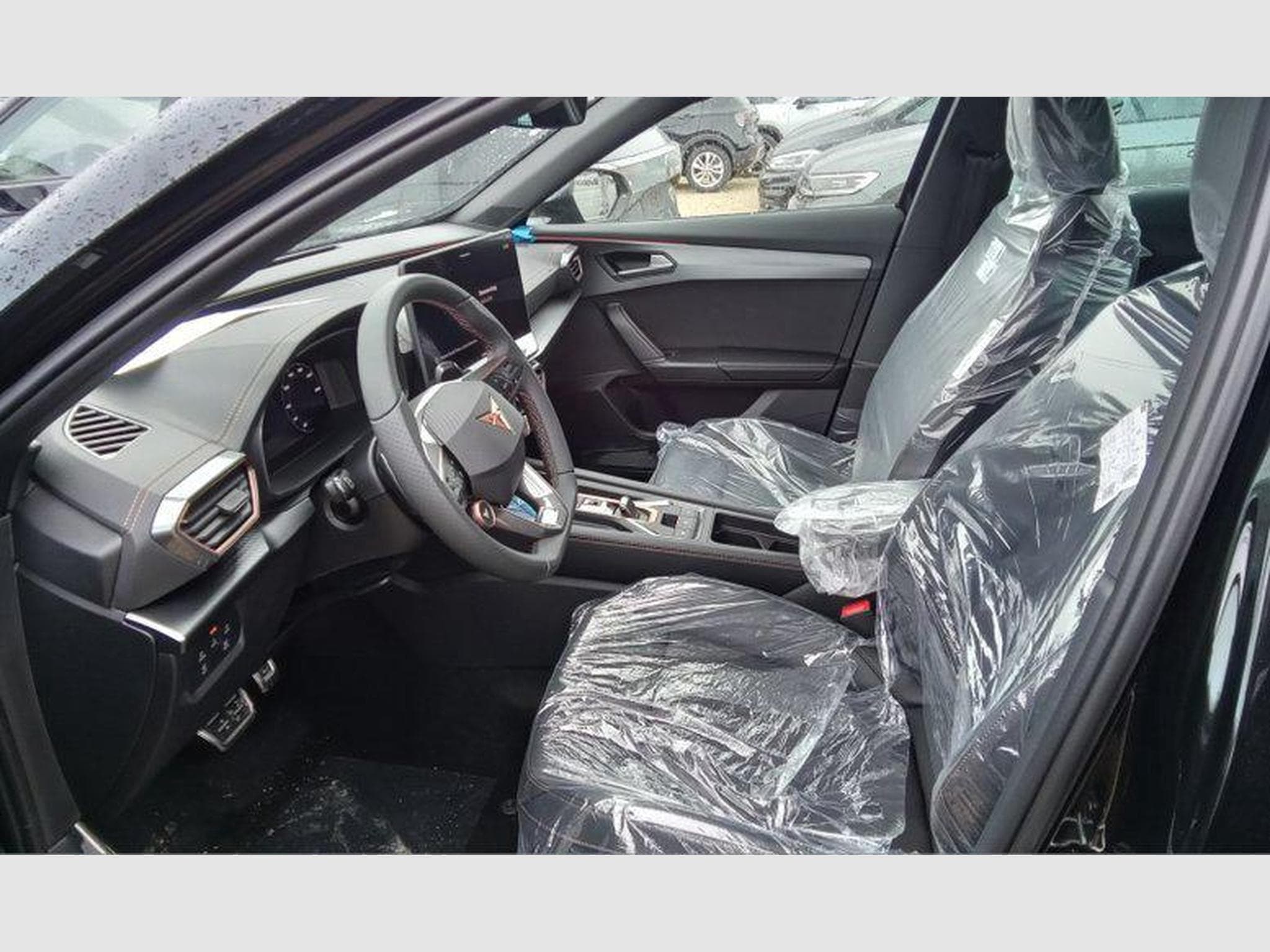 Cupra Formentor 1.5 eTSI 7-Gang-DSG (2026) - Photo 5