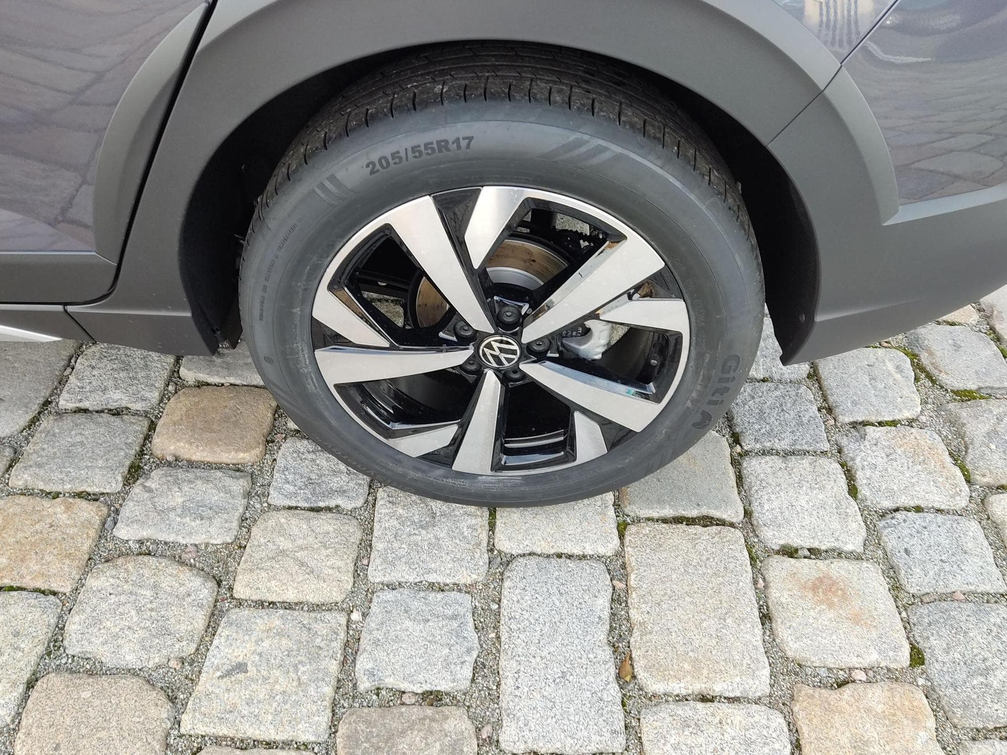 VW Taigo Limited 1.0 TSI (2026) - Photo 11