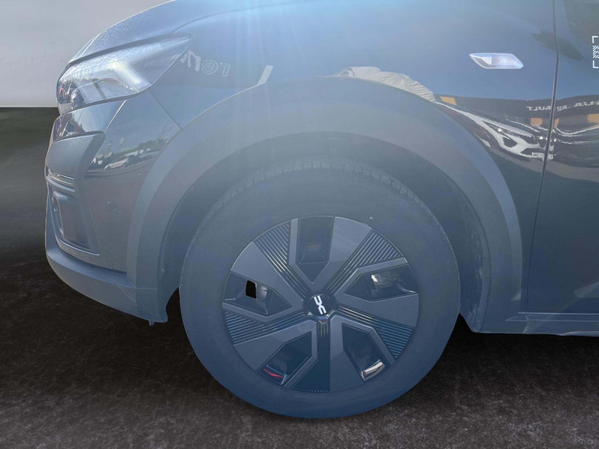 Dacia Sandero 1.0 Tce Expression CVT NBI Stepway (2024) - Photo 8