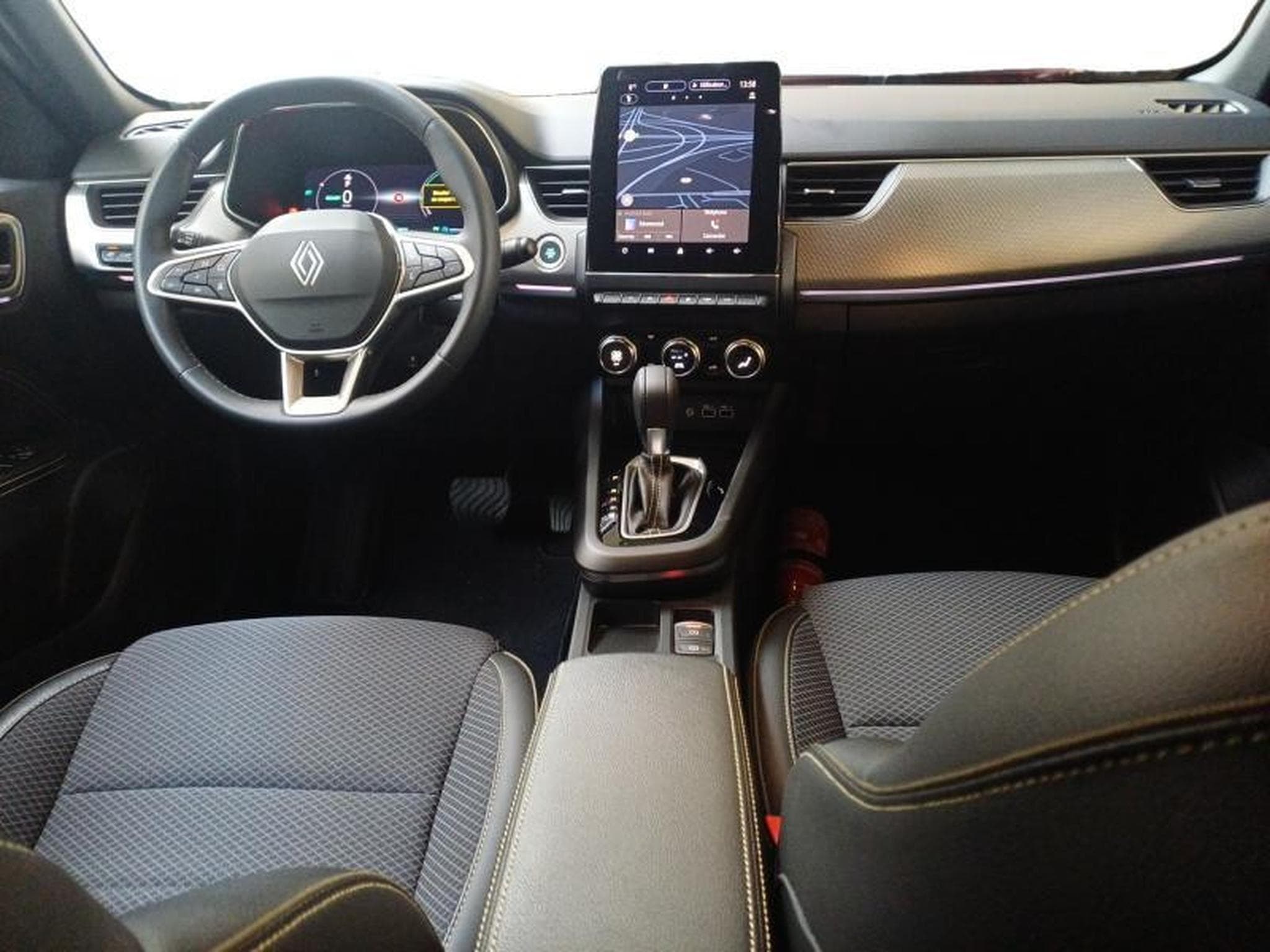 Renault Arkana 1.6 Tce E-TECH Hybrid Techno EDC (2025) - Foto 12