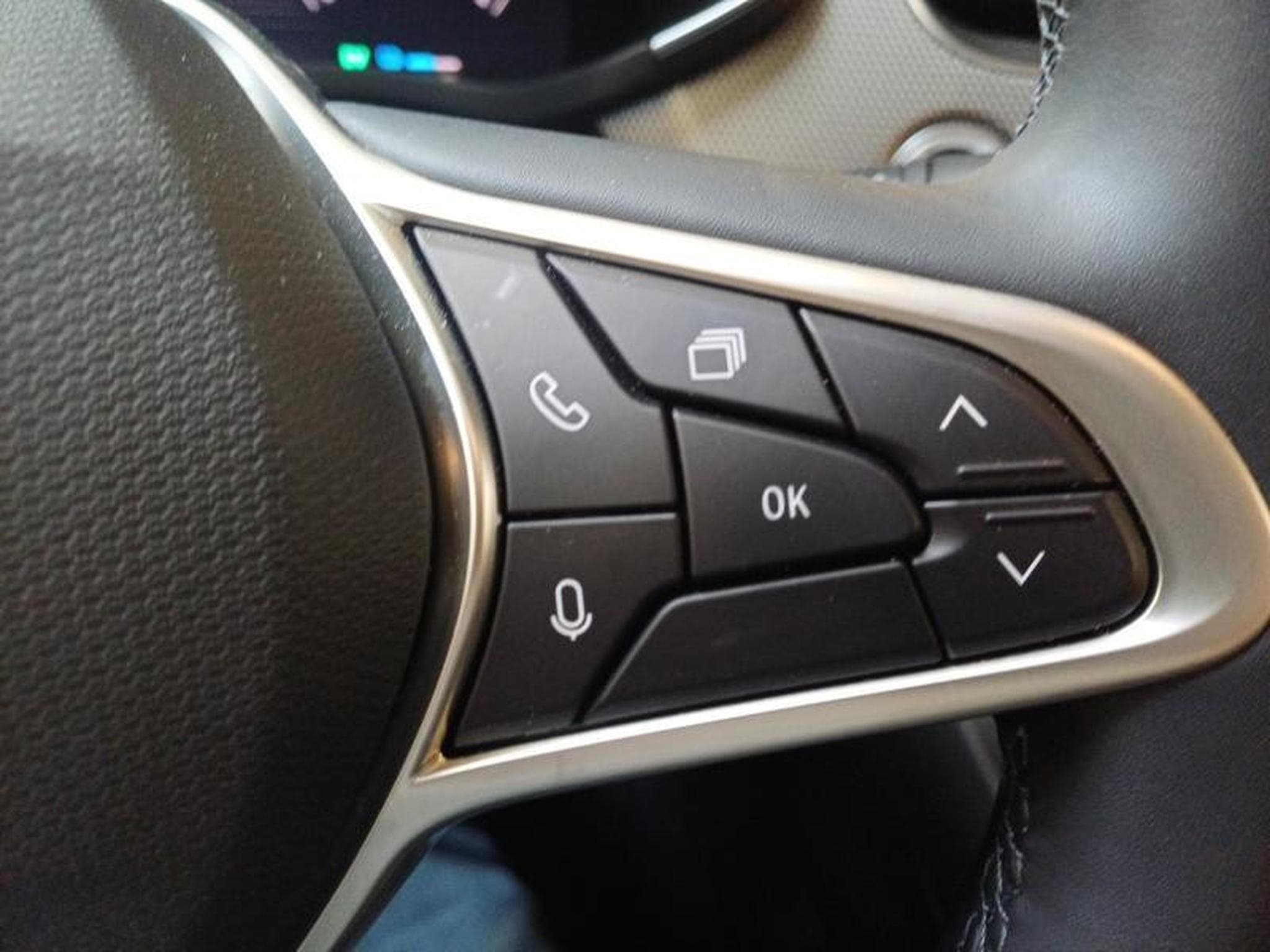 Renault Arkana 1.6 Tce E-TECH Hybrid Techno EDC (2025) - Foto 14