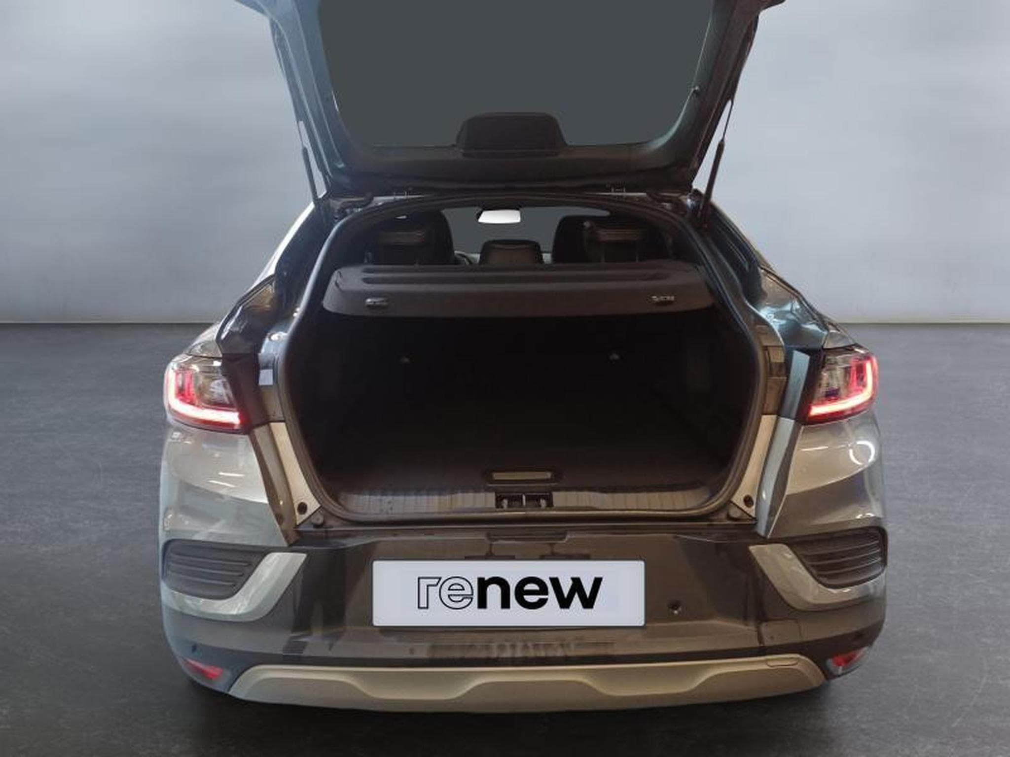 Renault Arkana 1.6 Tce E-TECH Hybrid Techno EDC (2025) - Foto 7