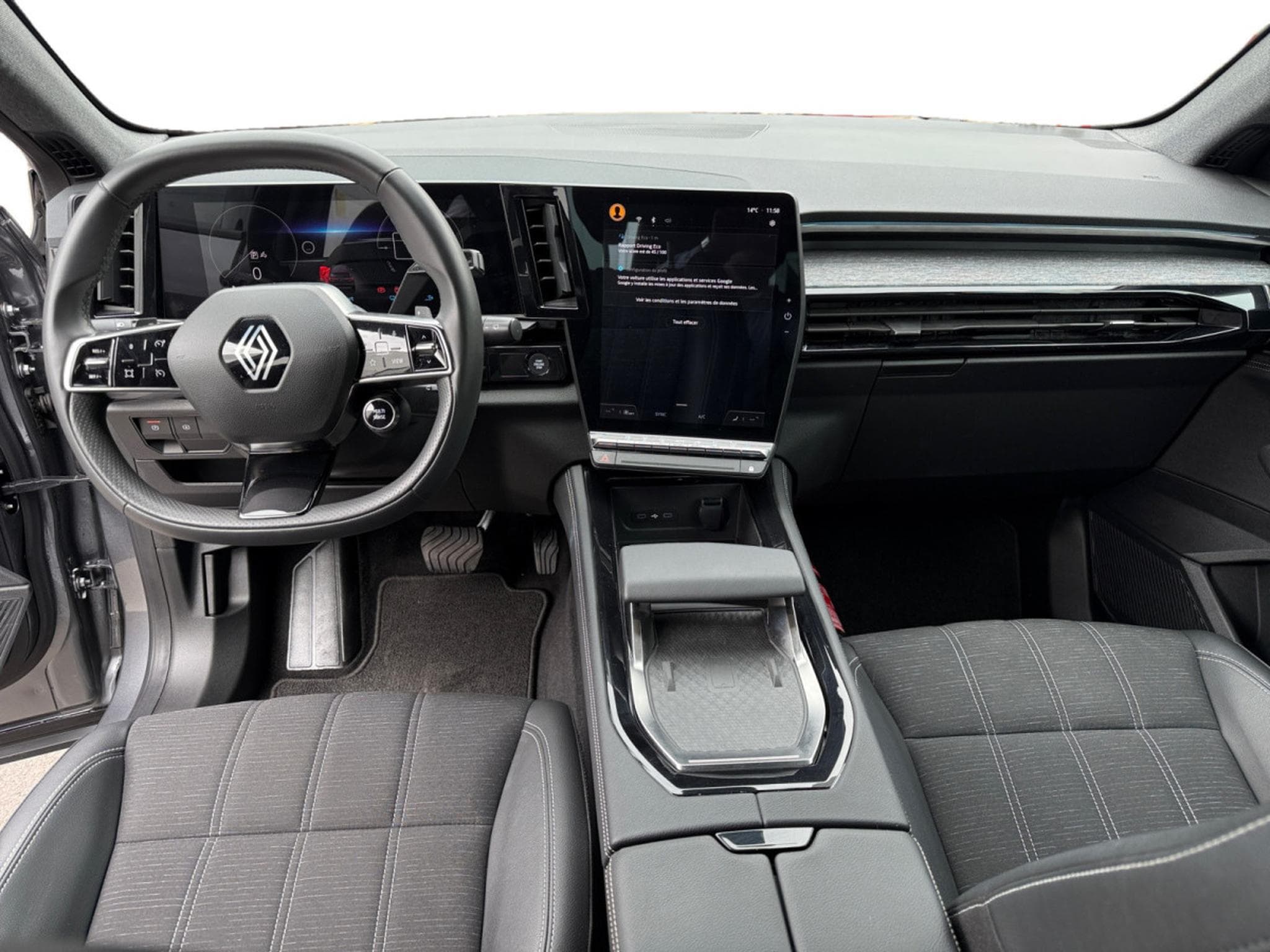 Renault Austral Tehno E-tech full hybrid 200cv (2025) - Photo 6