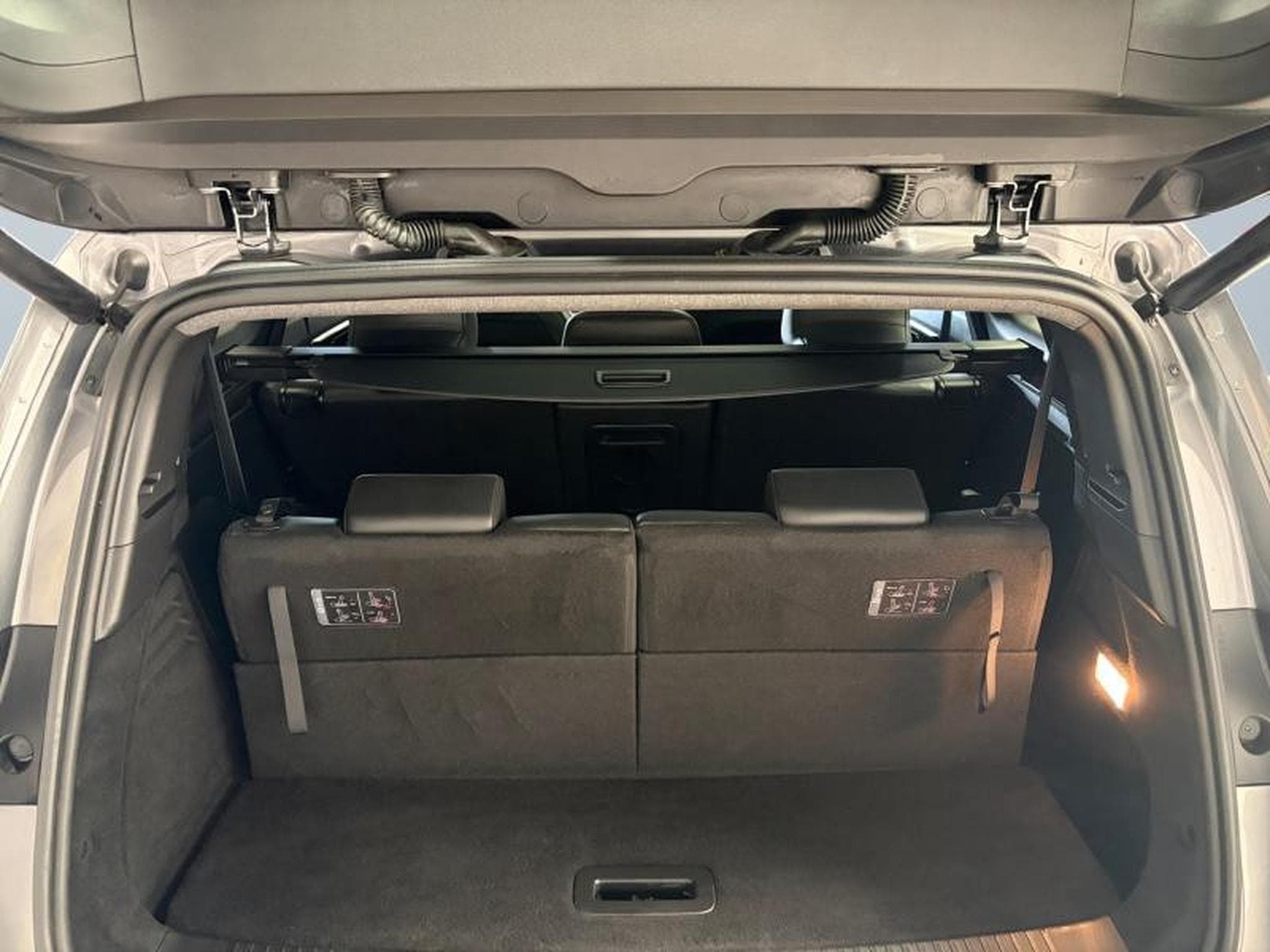 Renault Espace 1.2 E-Tech Esprit Alpine full hybrid 4Control 7pl (2025) - Photo 10