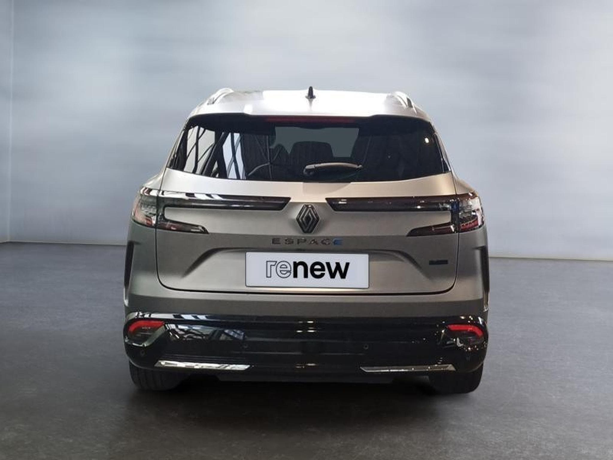 Renault Espace 1.2 E-Tech Esprit Alpine full hybrid 4Control 7pl (2025) - Photo 4
