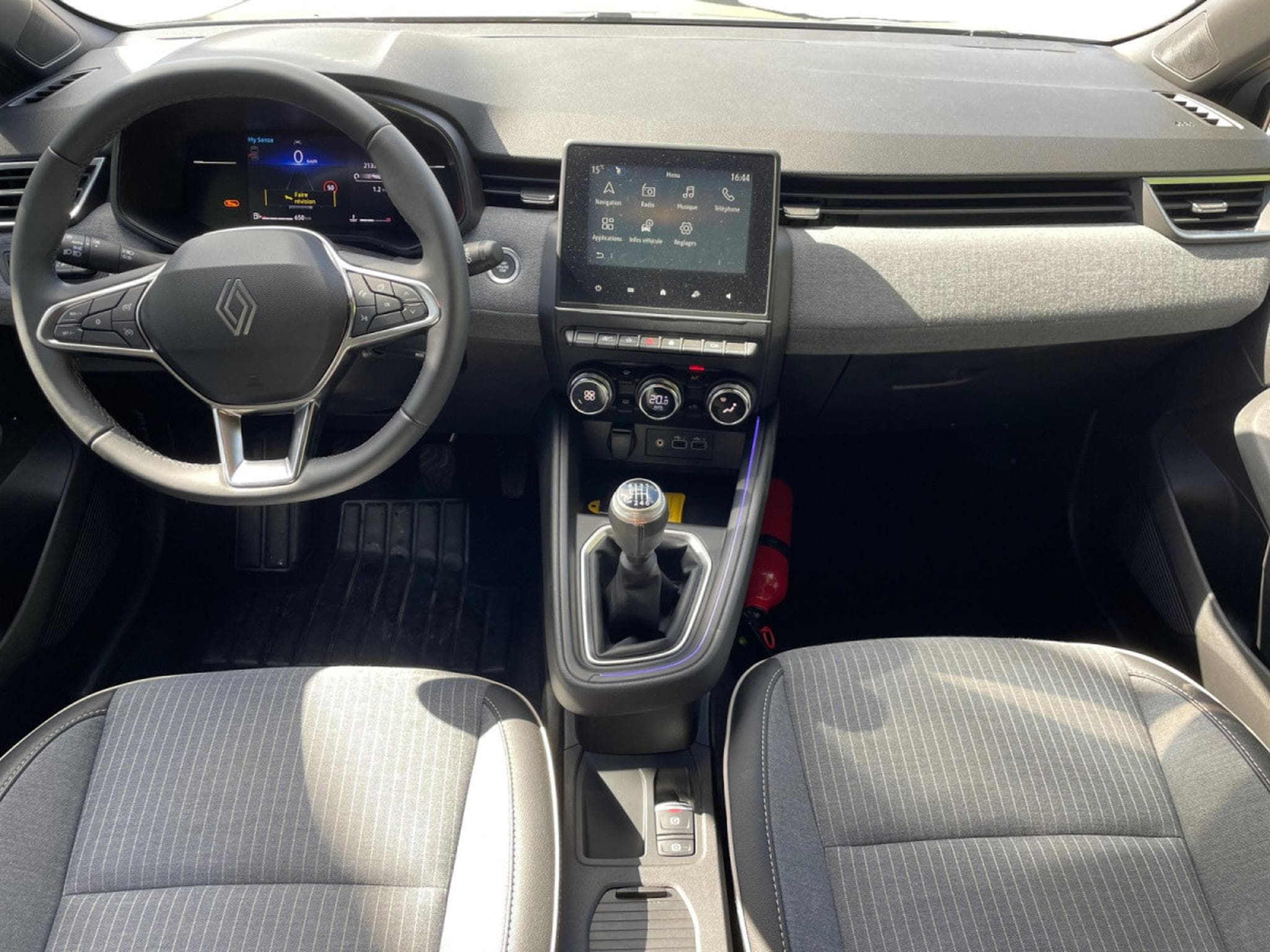 Renault Clio 1.0 Tce Techno (2025) - Foto 7
