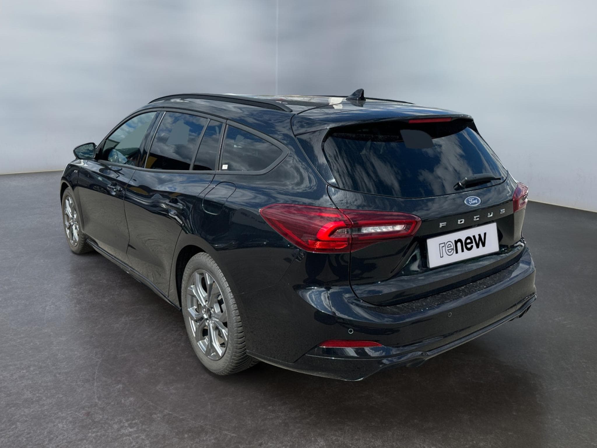 Ford Focus 1.0i ST- LINE Ecoboost (2024) - Photo 4