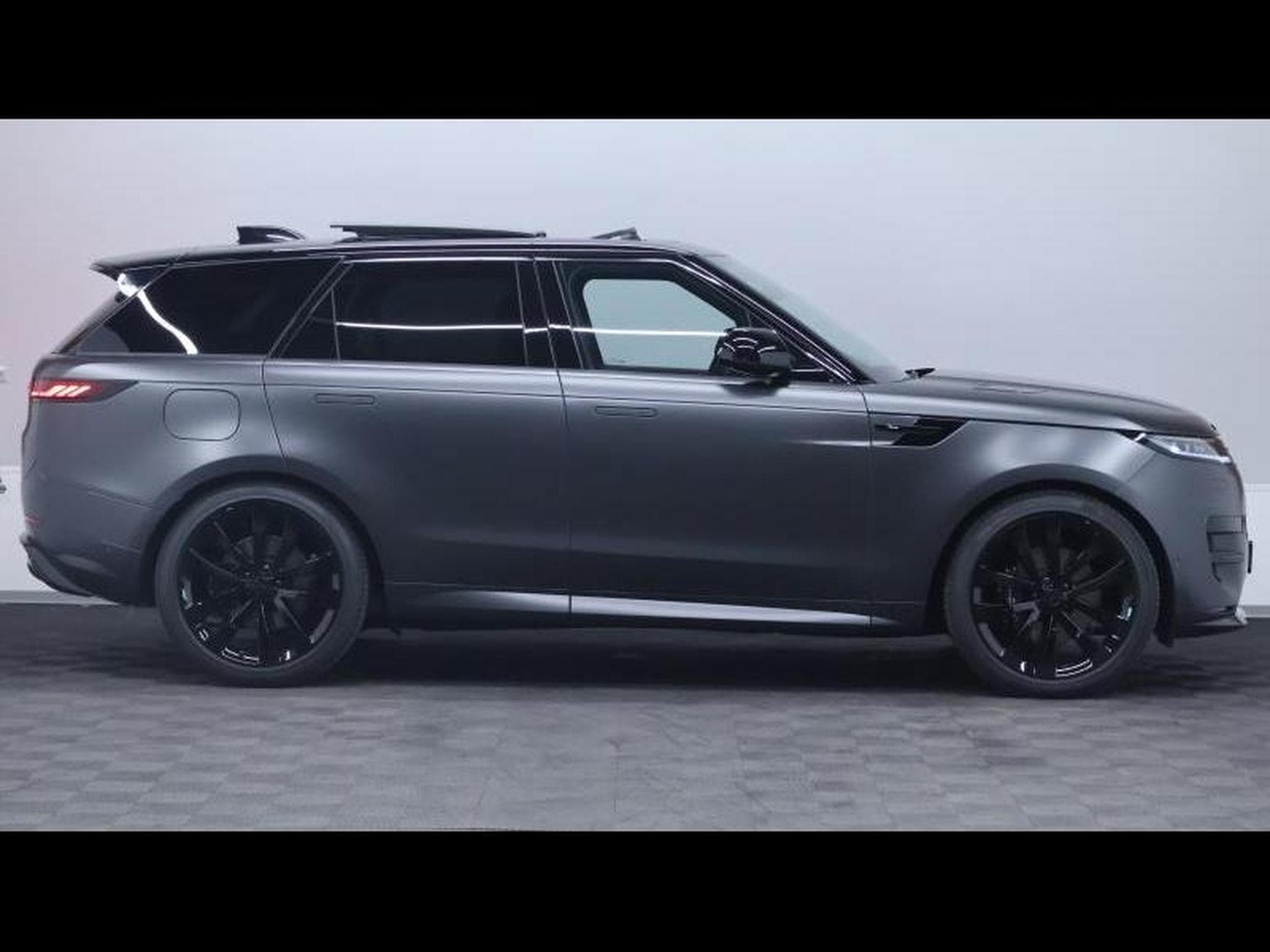 Land-Rover Range Rover Sport D300 Dynamic HSE (2026) - Foto 4