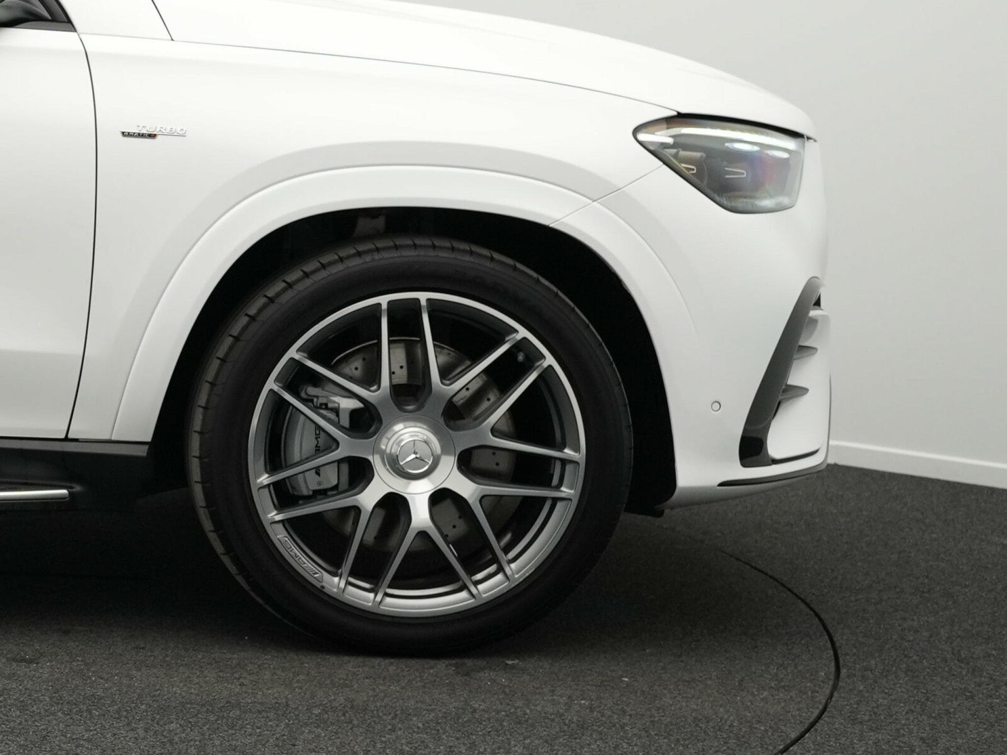 Mercedes GLE 53 AMG 4MATIC+ Multi+Pano+AHK+Burm+22" (2024) - Photo 6