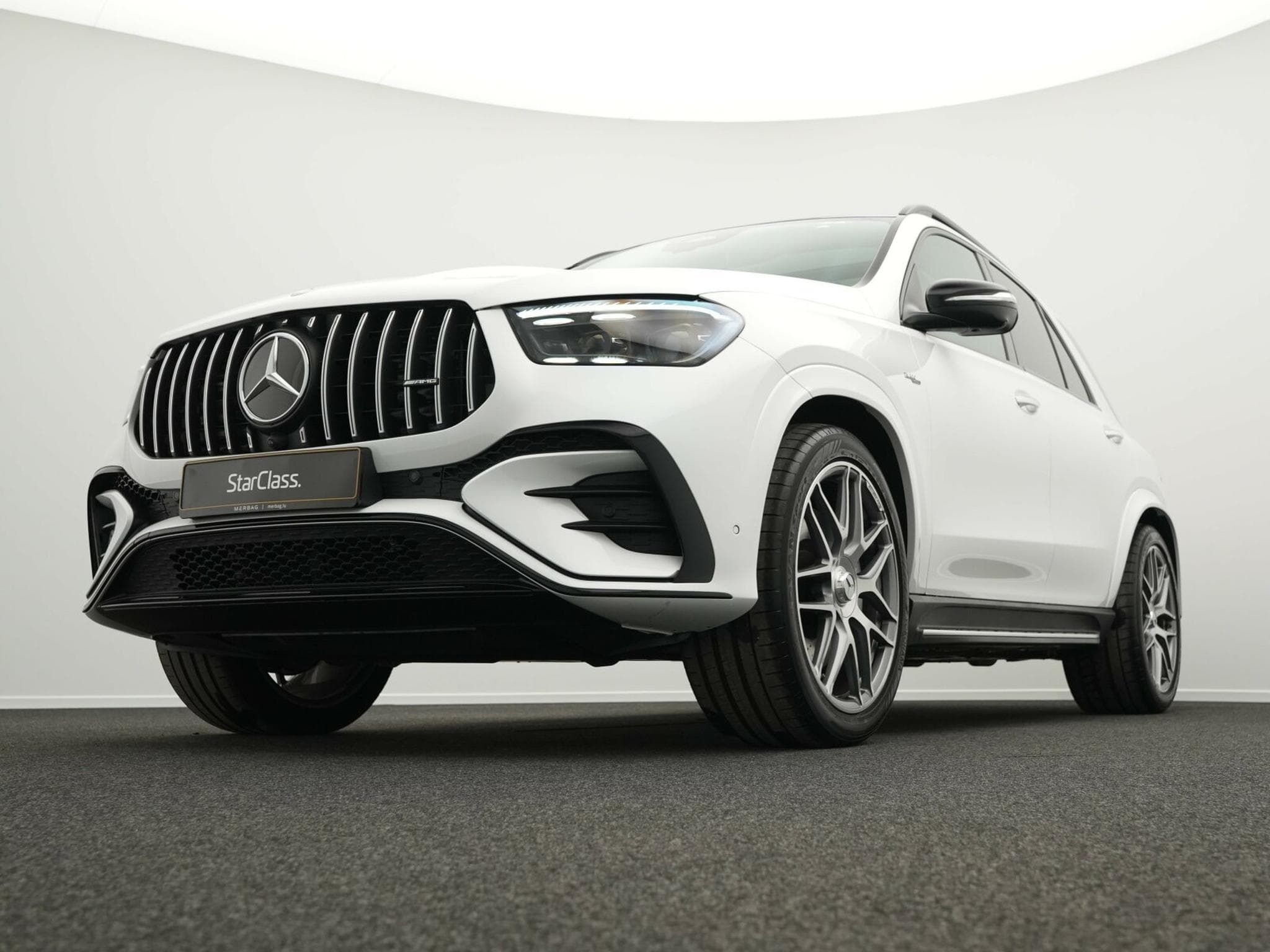 Mercedes GLE 53 AMG 4MATIC+ Multi+Pano+AHK+Burm+22" (2024) - Photo 8
