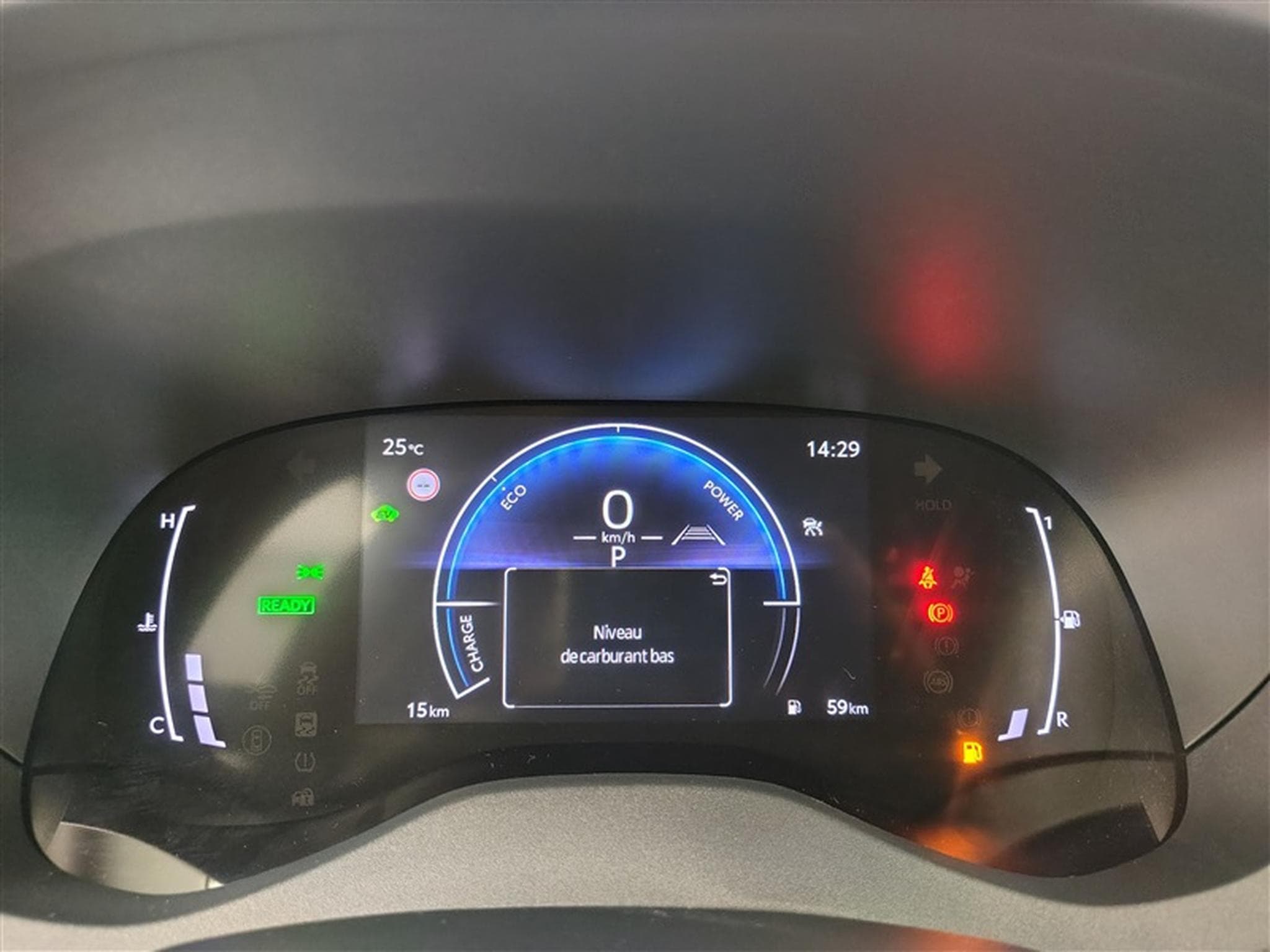 Toyota Yaris 1.5i VVT-i Hybrid E-CVT Design CARPLAY / LED / CAMERA / JA16 (2026) - Photo 10
