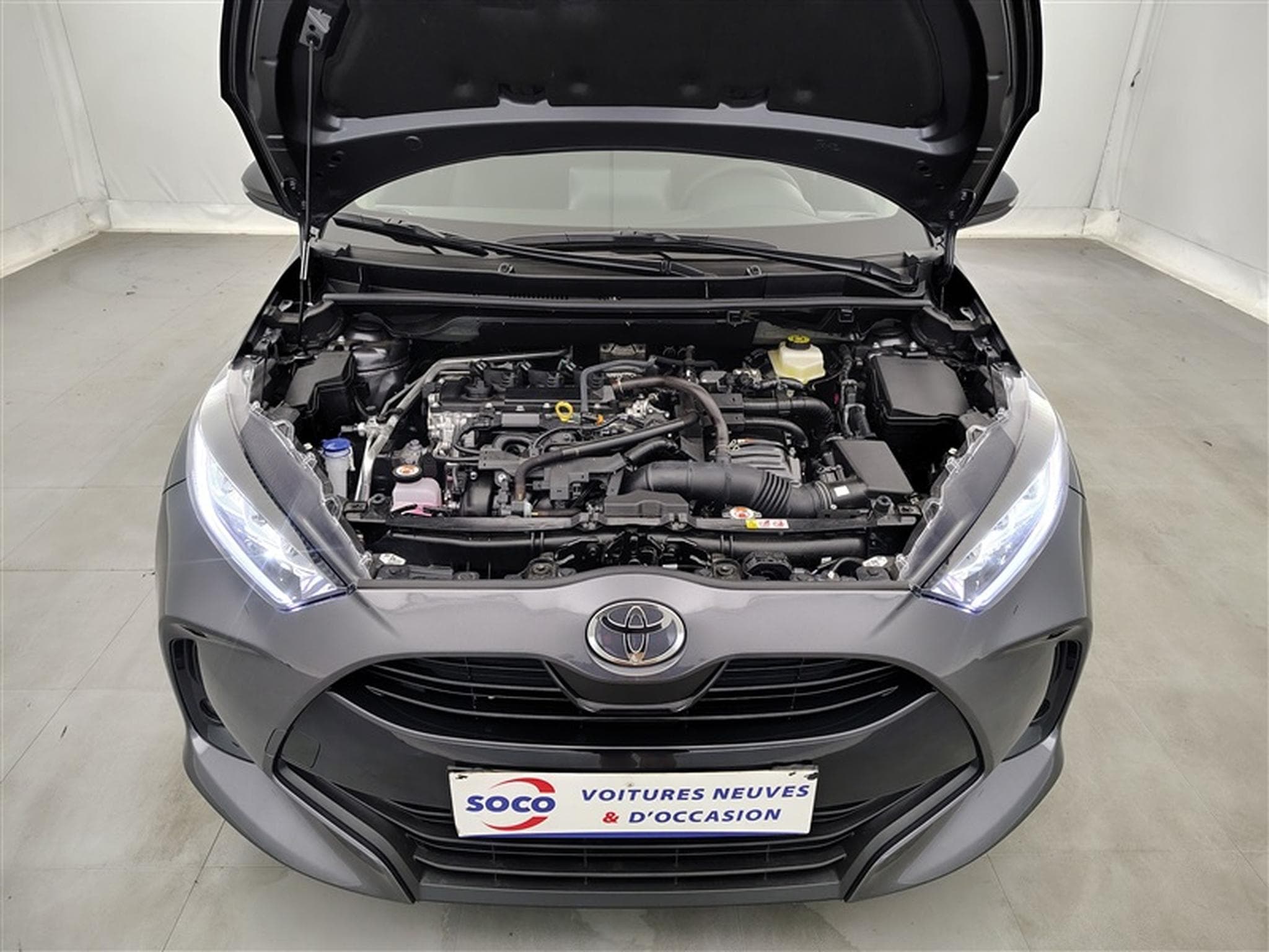 Toyota Yaris 1.5i VVT-i Hybrid E-CVT Design CARPLAY / LED / CAMERA / JA16 (2026) - Photo 19