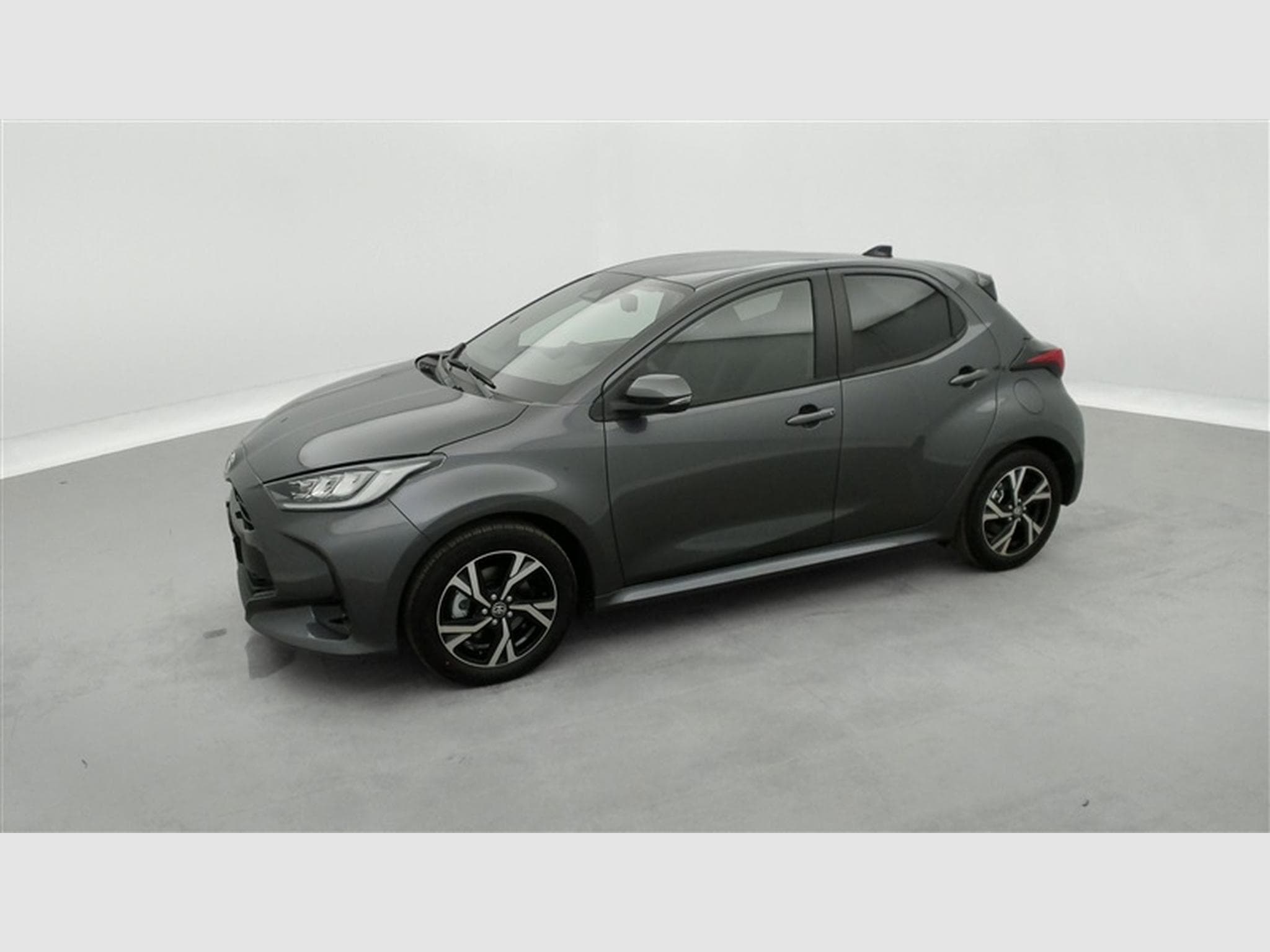 Toyota Yaris 1.5i VVT-i Hybrid E-CVT Design CARPLAY / LED / CAMERA / JA16 (2026) - Photo 21