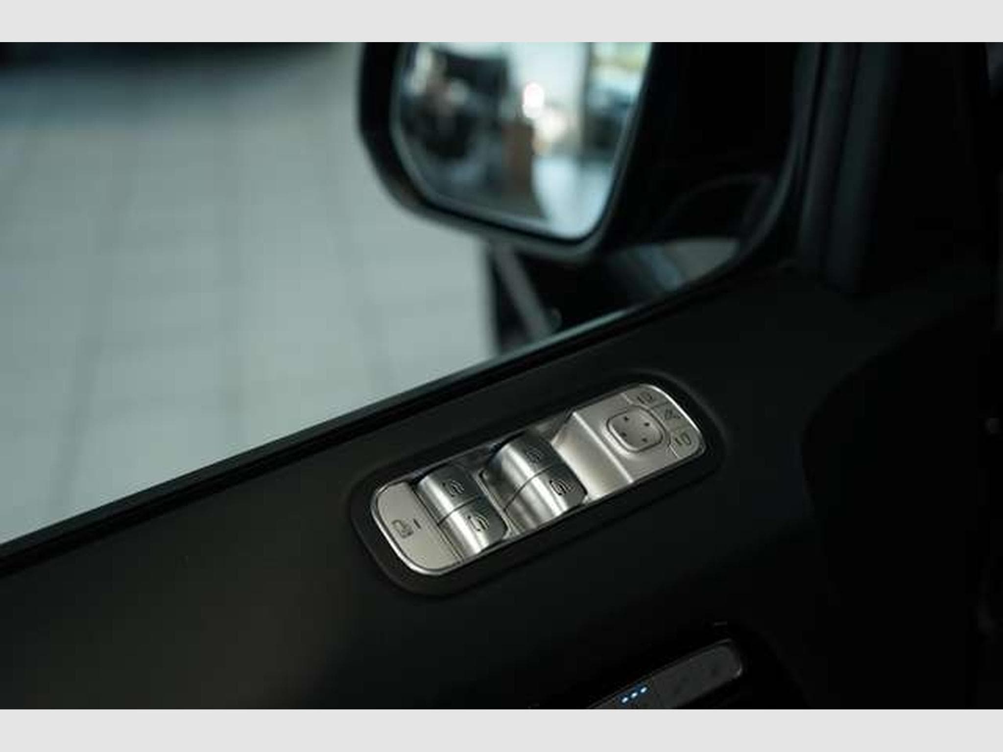 Mercedes G 63 AMG 1.HD *21 *MwSt *AHK *Night *Burmester (2025) - Photo 29