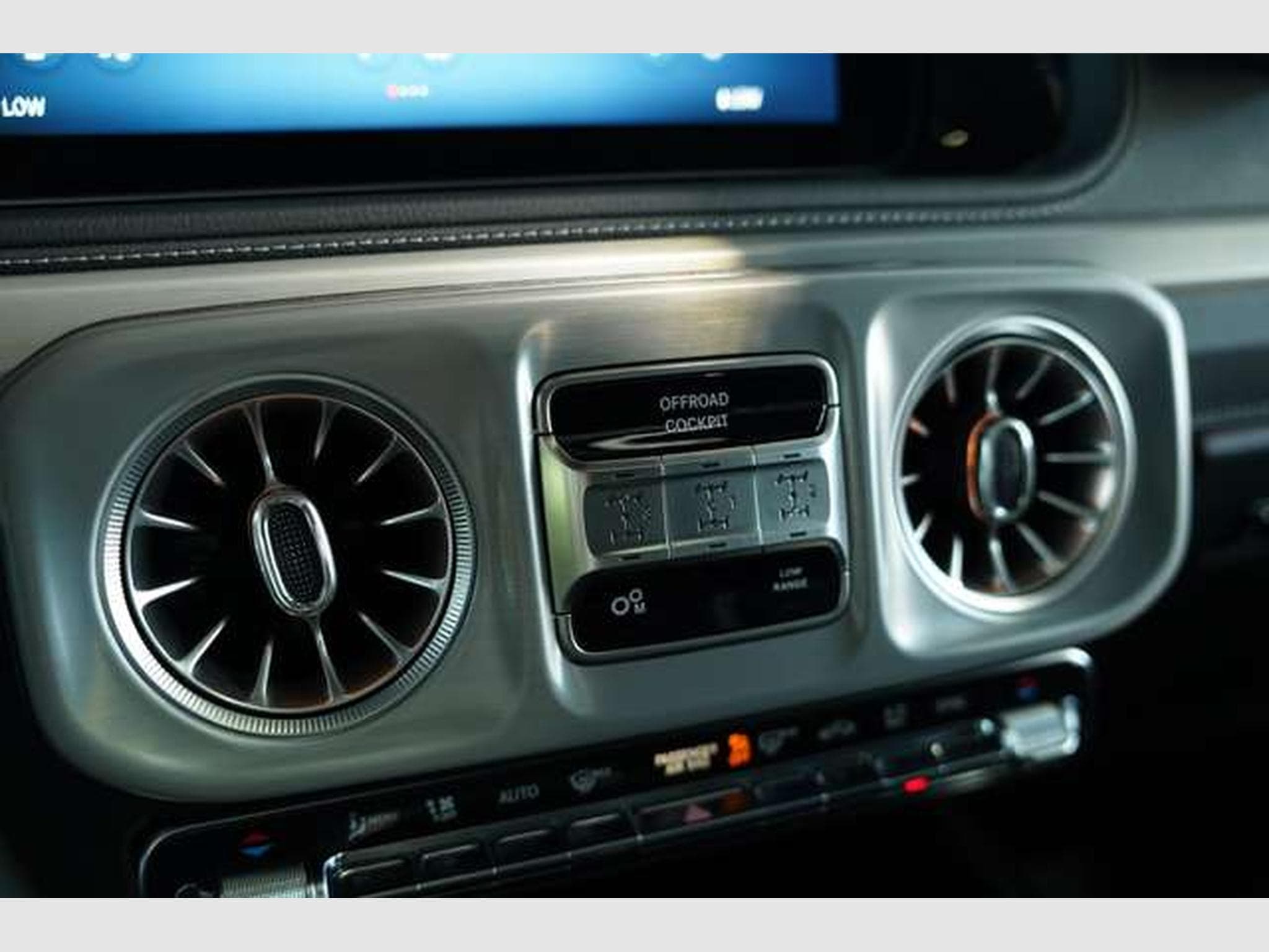 Mercedes G 63 AMG 1.HD *21 *MwSt *AHK *Night *Burmester (2025) - Photo 35