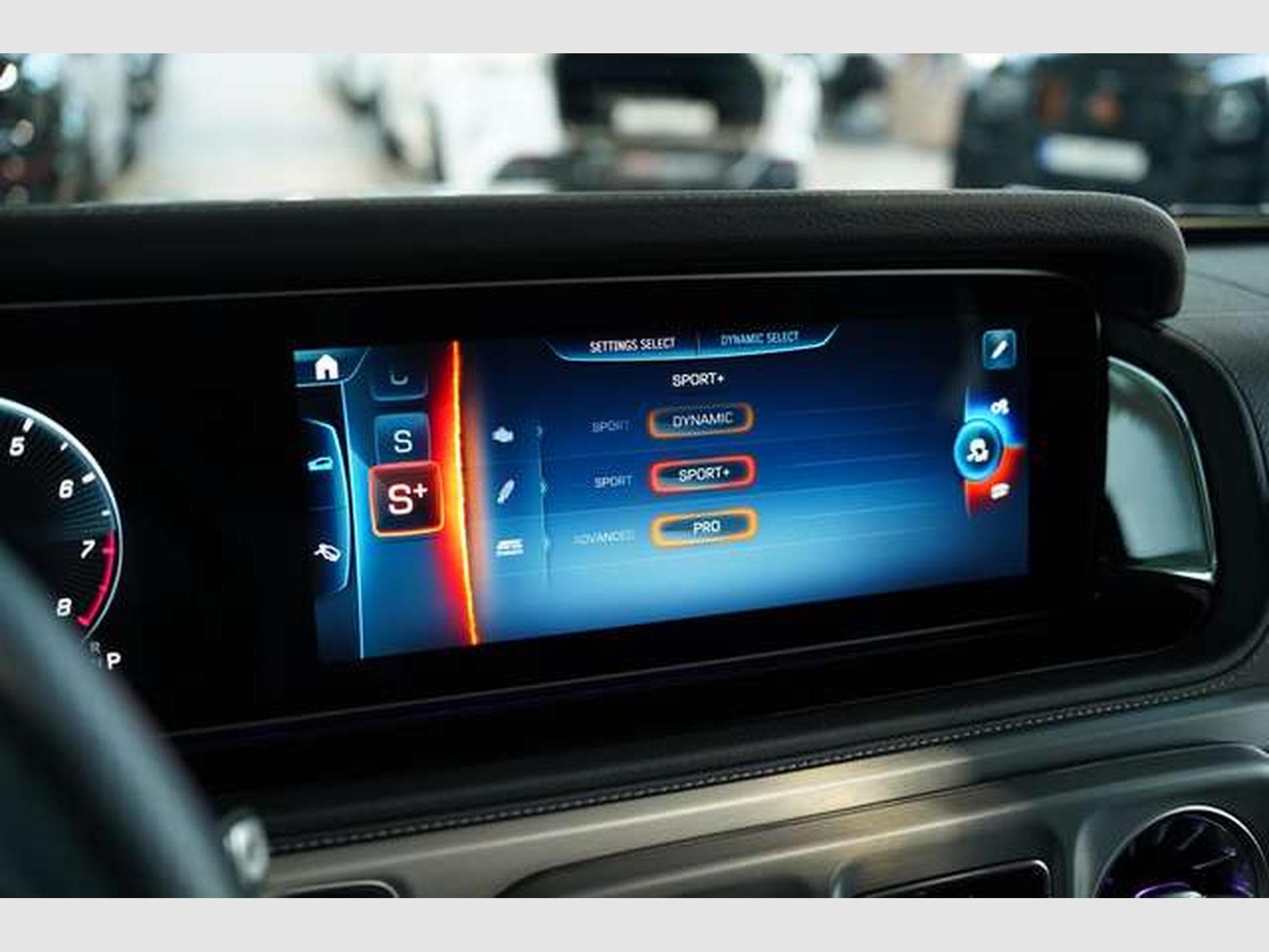 Mercedes G 63 AMG 1.HD *21 *MwSt *AHK *Night *Burmester (2025) - Photo 41
