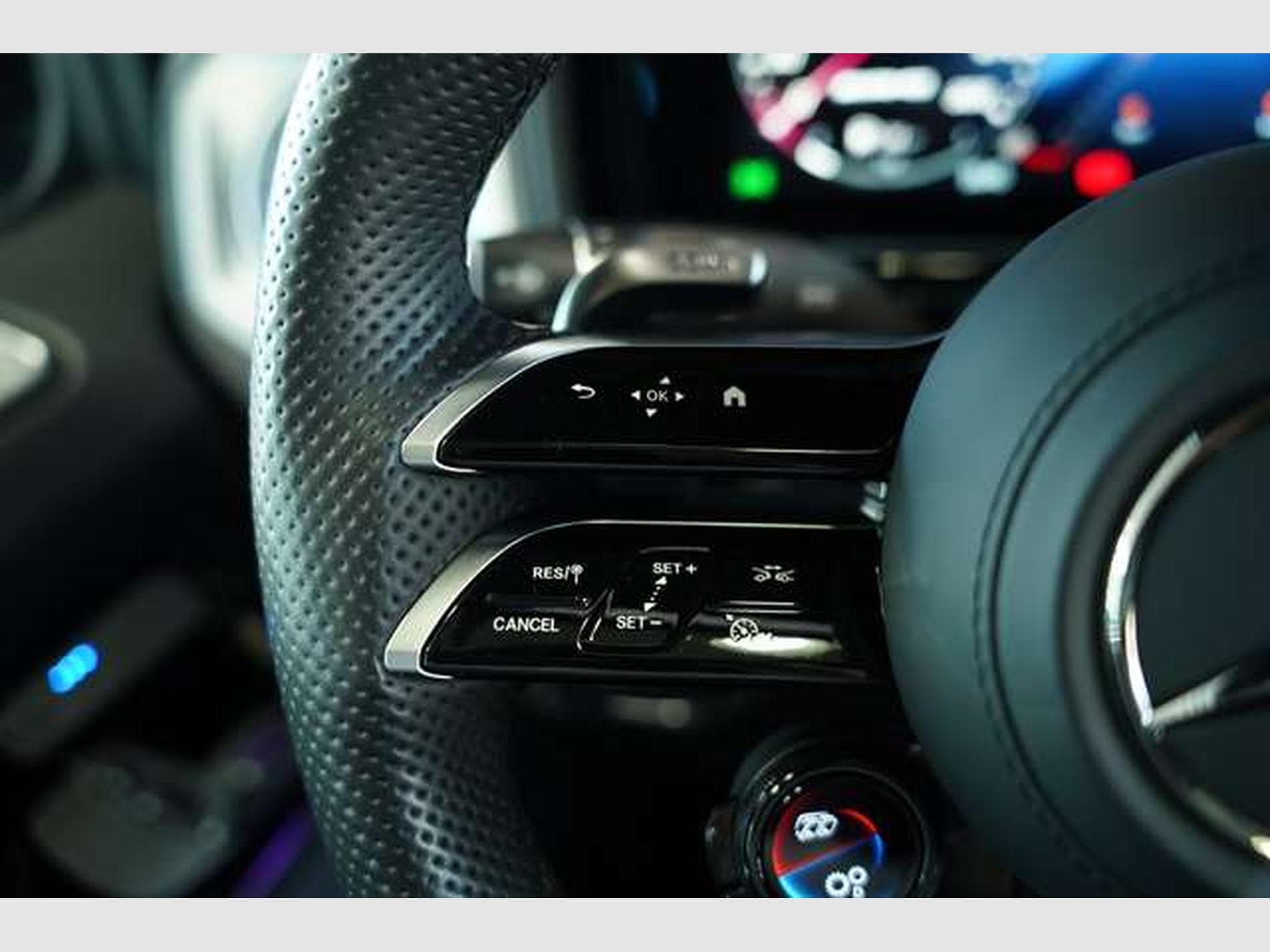 Mercedes G 63 AMG 1.HD *21 *MwSt *AHK *Night *Burmester (2025) - Photo 44