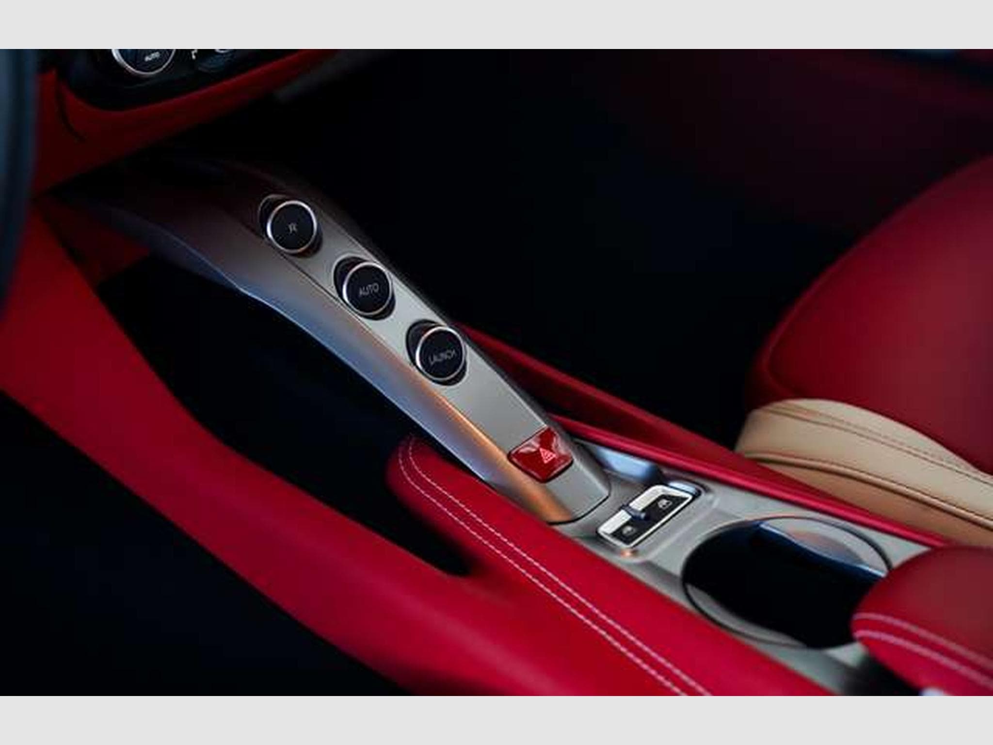 Ferrari F12 Berlinetta Berlinetta *Einzelstück *Carbon *Lift *22 * (2015) - Photo 20