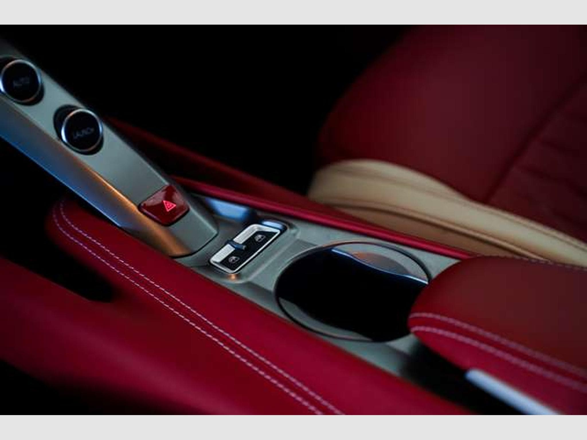 Ferrari F12 Berlinetta Berlinetta *Einzelstück *Carbon *Lift *22 * (2015) - Photo 22