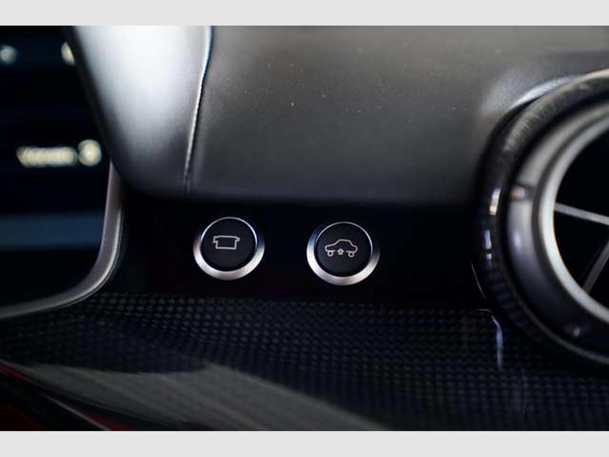 Ferrari F12 Berlinetta Berlinetta *Einzelstück *Carbon *Lift *22 * (2015) - Photo 25