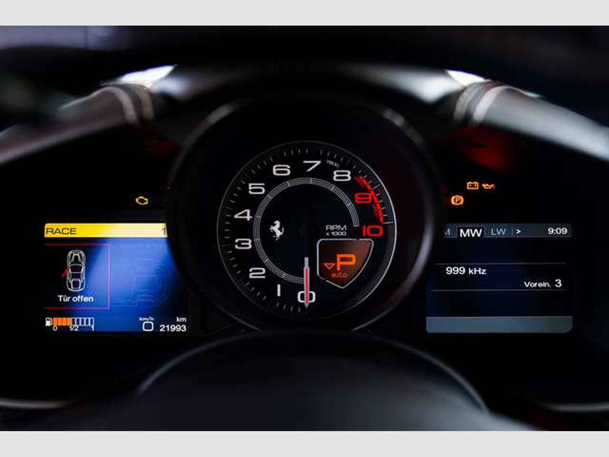 Ferrari F12 Berlinetta Berlinetta *Einzelstück *Carbon *Lift *22 * (2015) - Photo 29