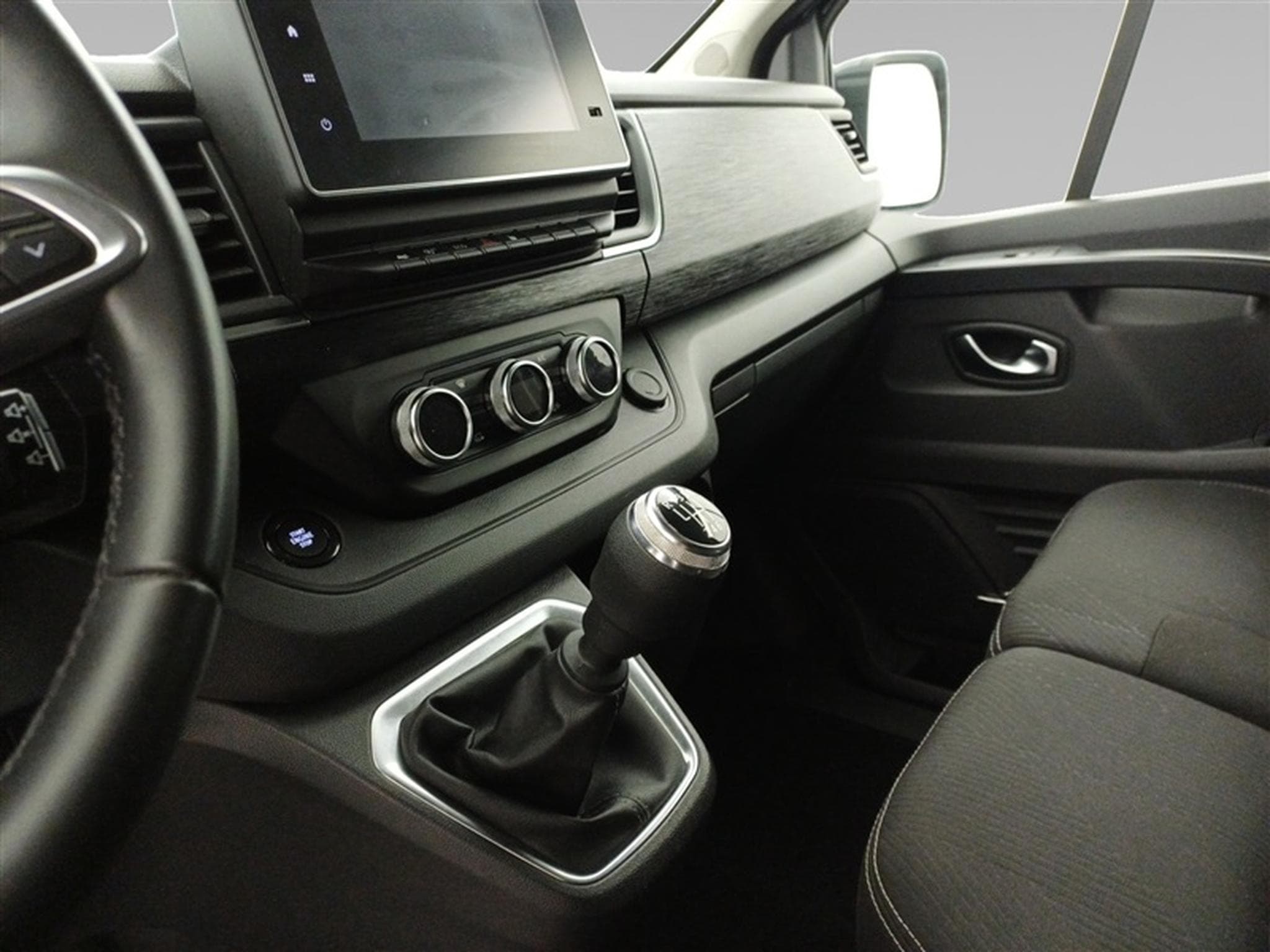 Renault Trafic 2.0 dCi 30 L2H1 Essentiel (EU6d) (2023) - Photo 13