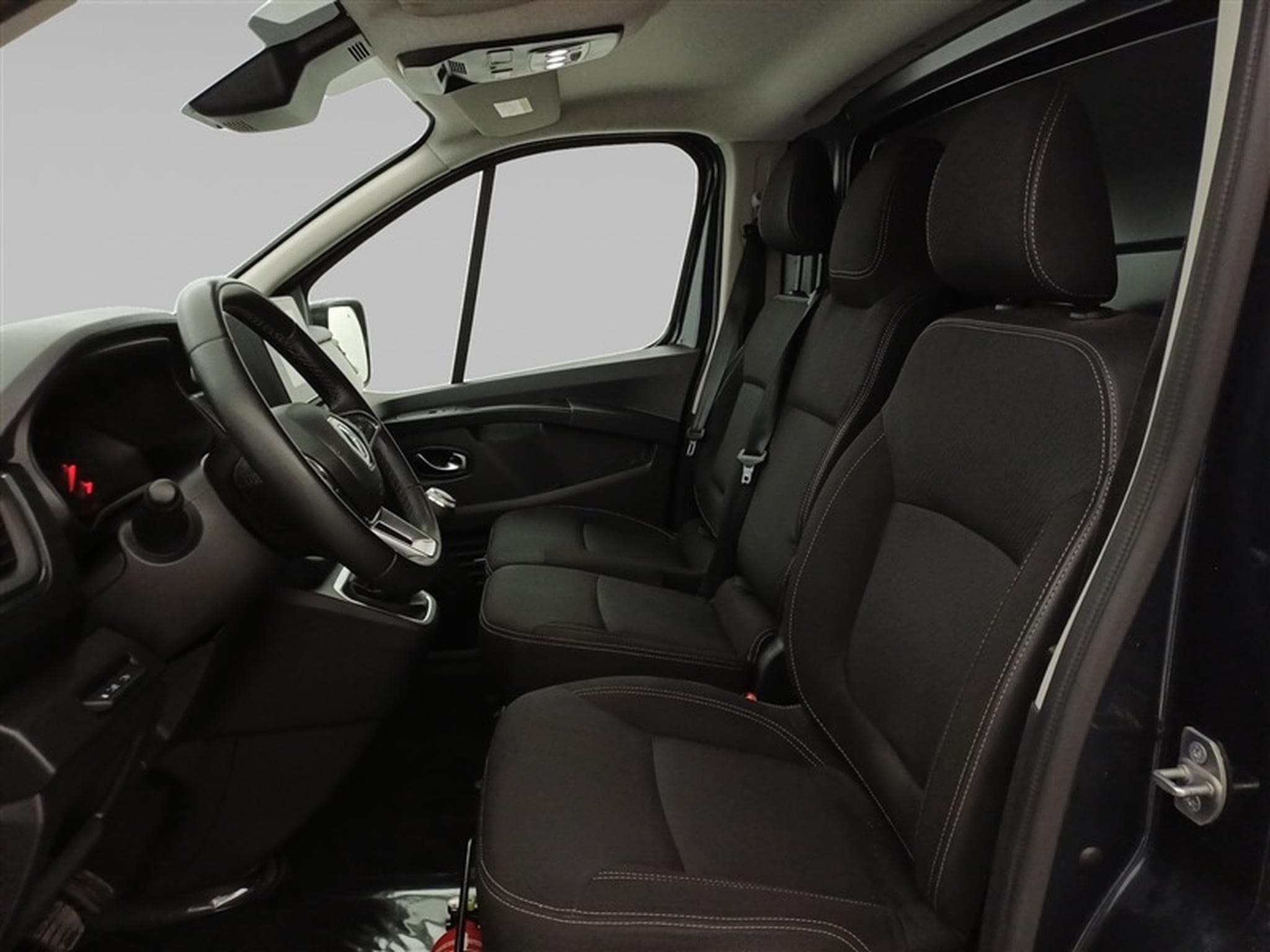 Renault Trafic 2.0 dCi 30 L2H1 Essentiel (EU6d) (2023) - Photo 7