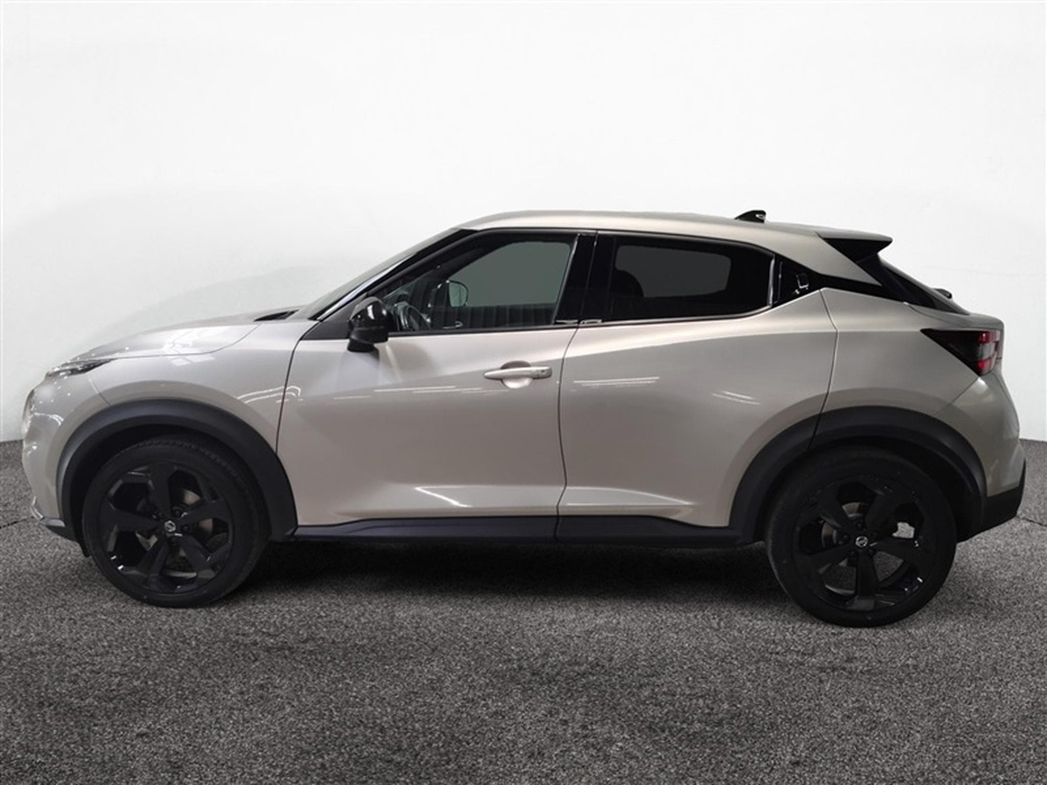 Nissan Juke 1.0 DIG-T 117cv Tekna NAVI / FULL LED / BOSE / CAMERA 360 (2020) - Photo 3