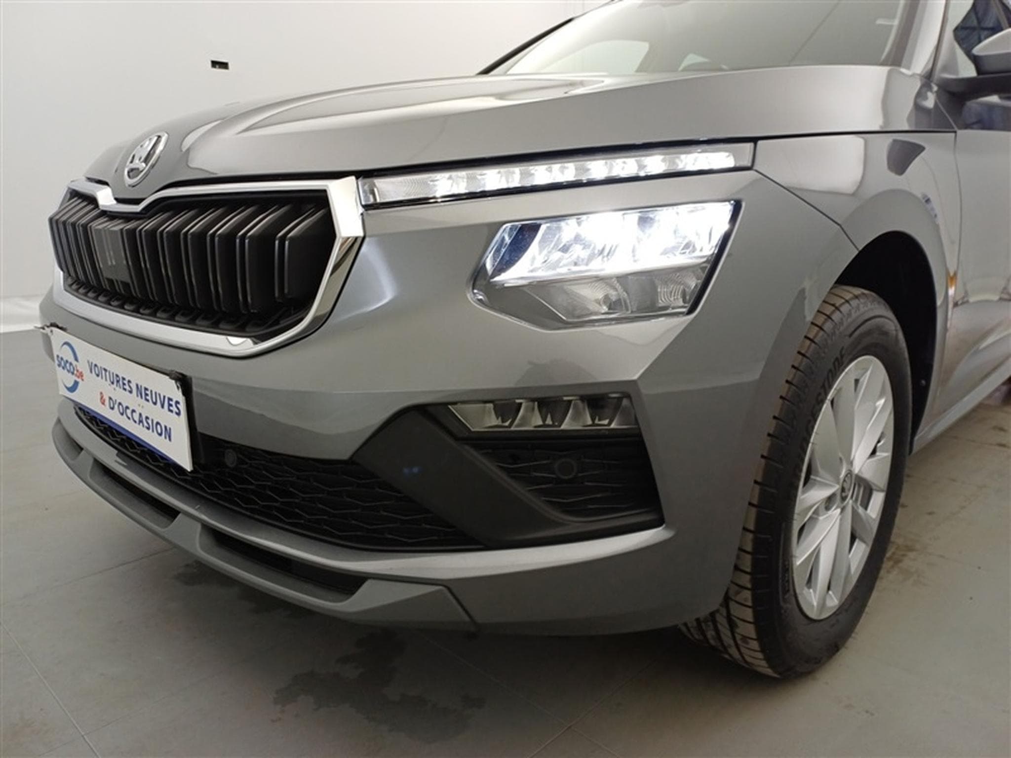 Skoda Kamiq 1.0 TSI 115cv DSG Selection CARPLAY / FULL LED / CAMERA (2026) - Photo 16