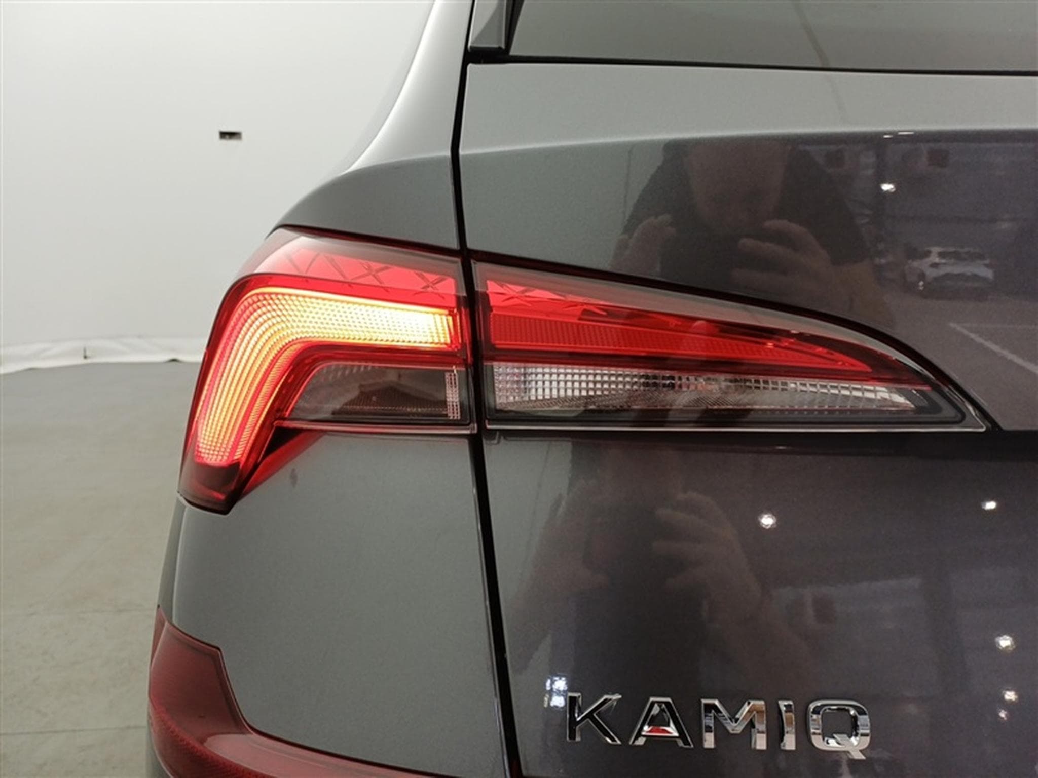Skoda Kamiq 1.0 TSI 115cv DSG Selection CARPLAY / FULL LED / CAMERA (2026) - Photo 17
